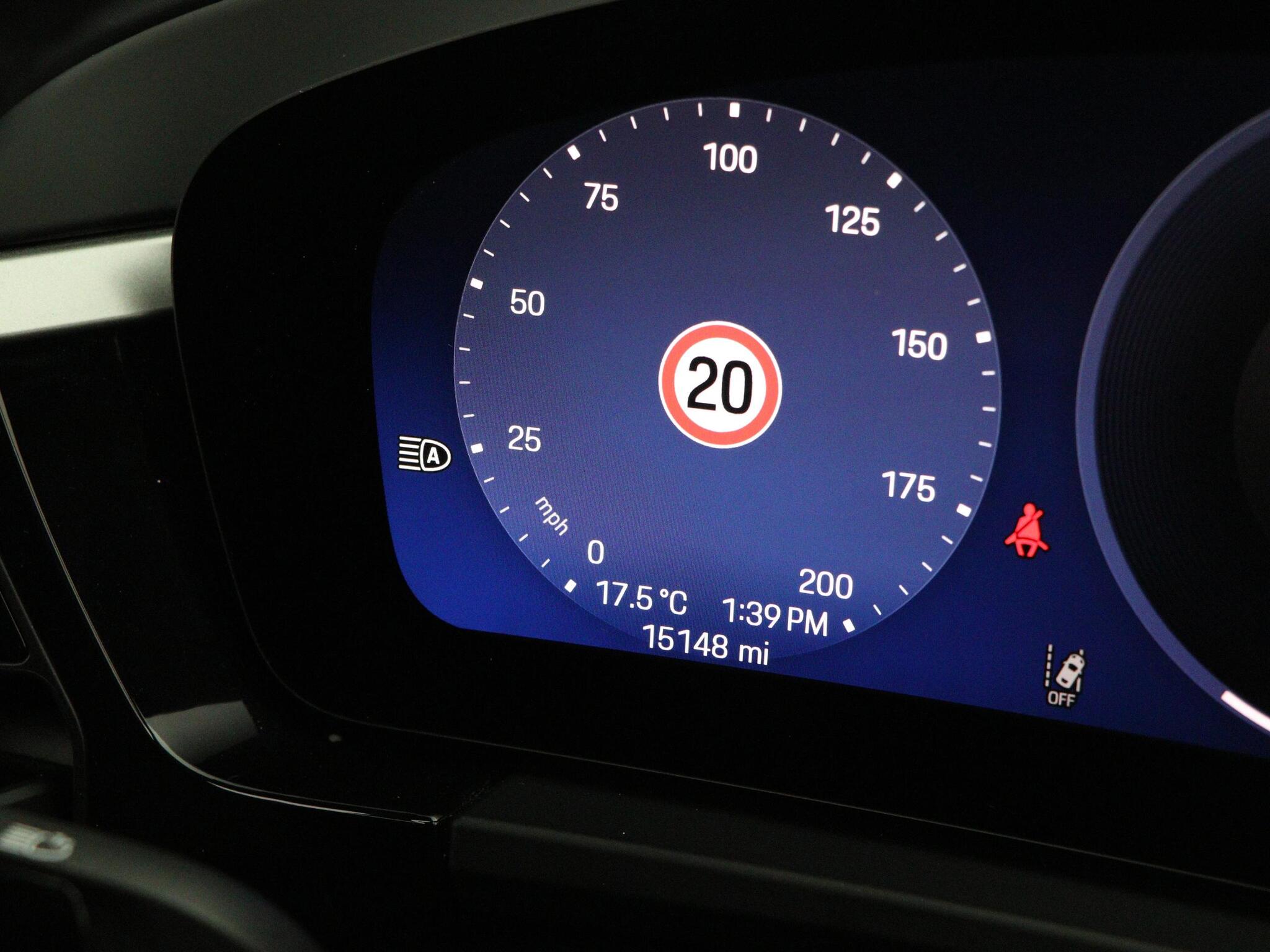 Porsche Macan view 43