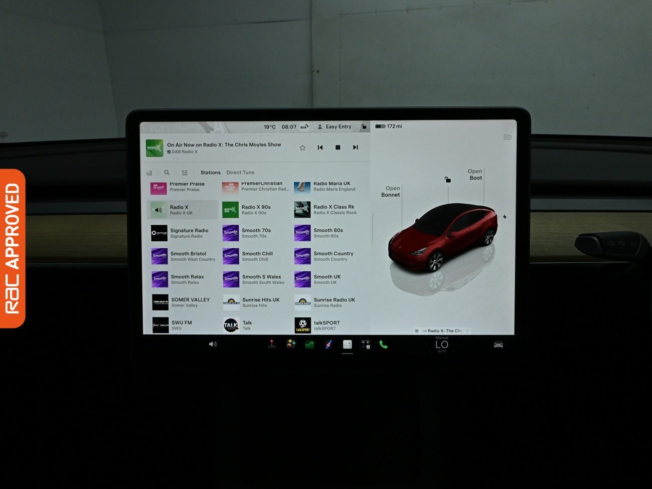 Tesla Model Y view 19