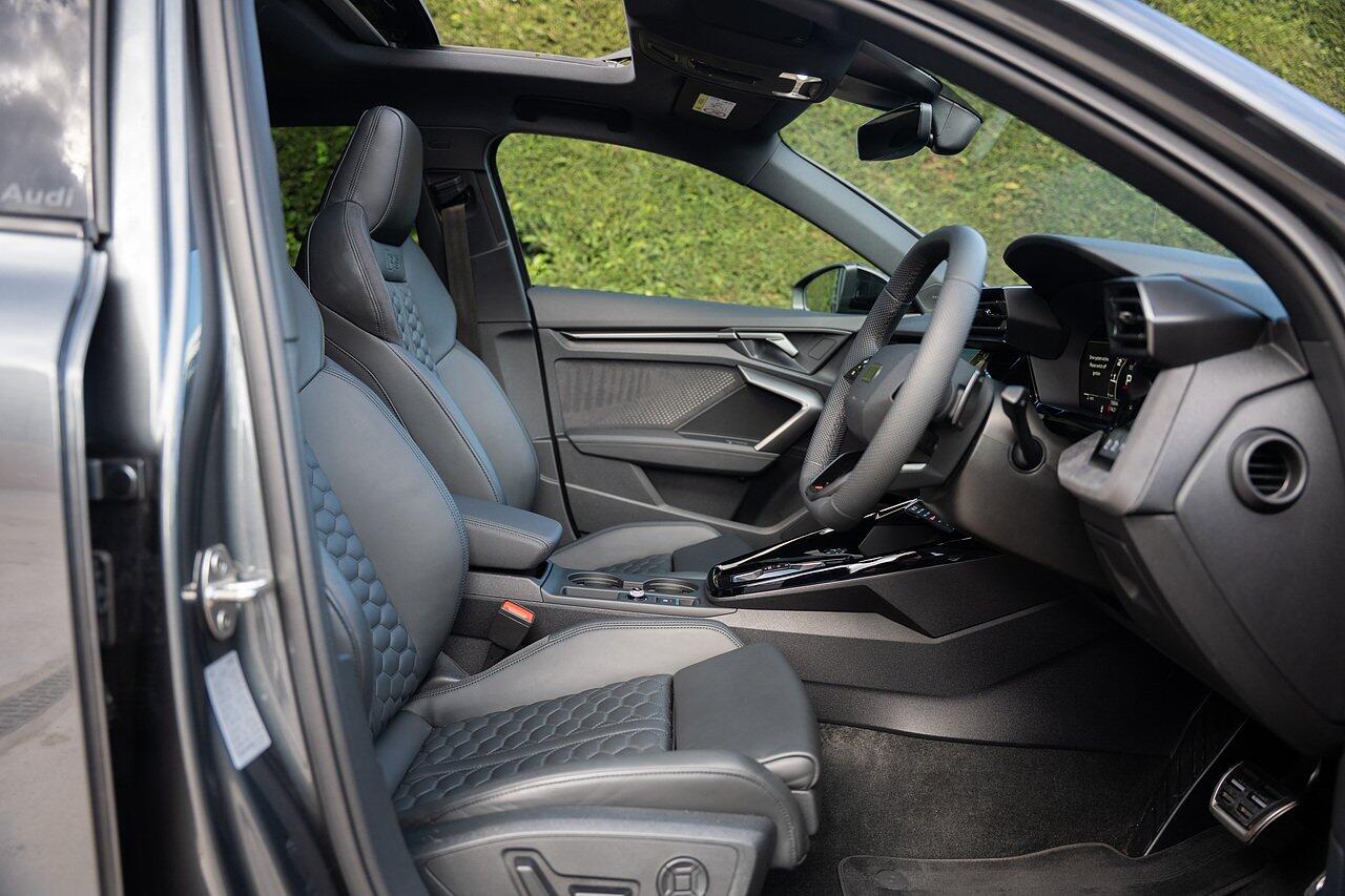 Audi RS3 view 24