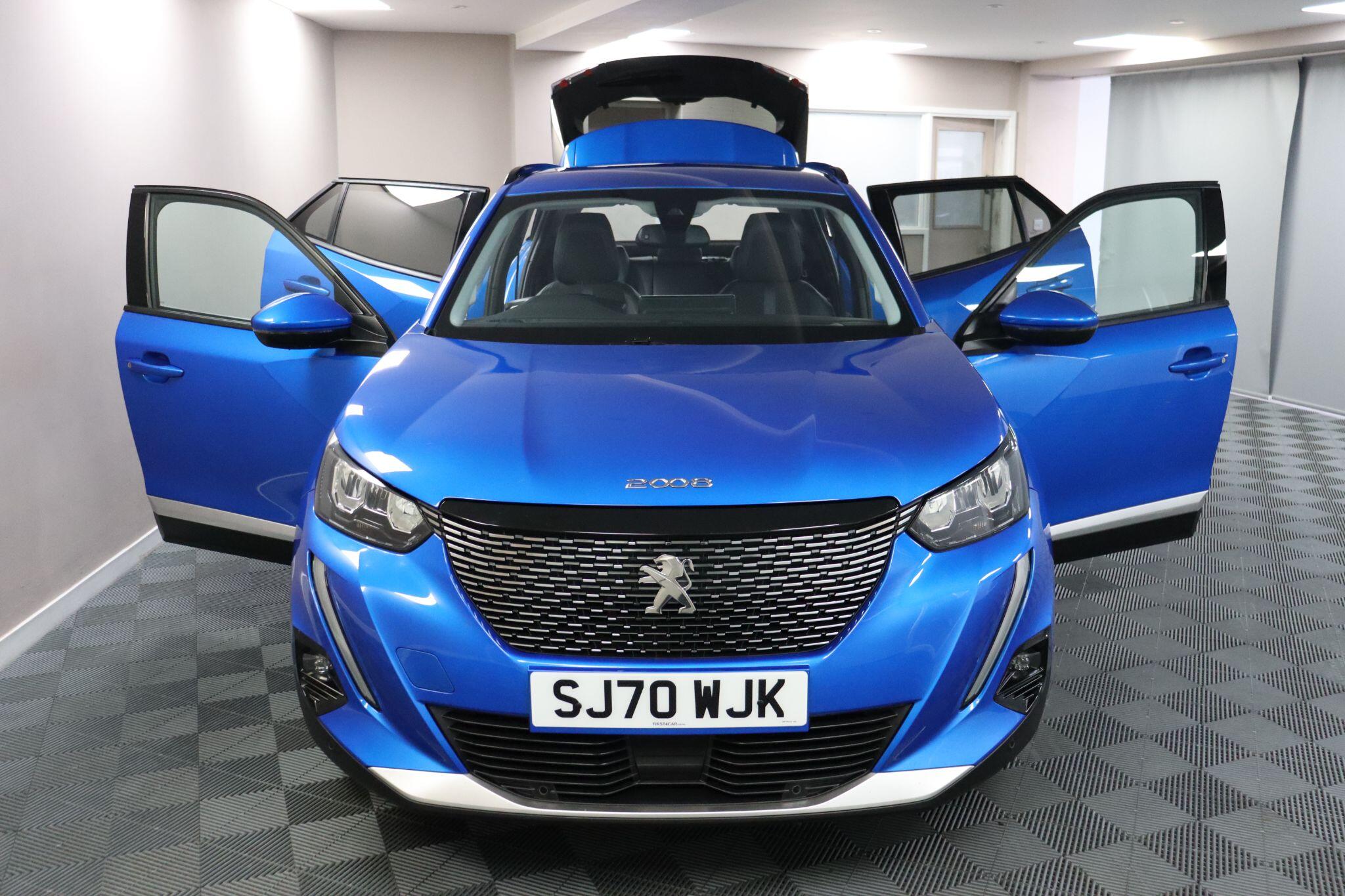 Peugeot 2008 view 7