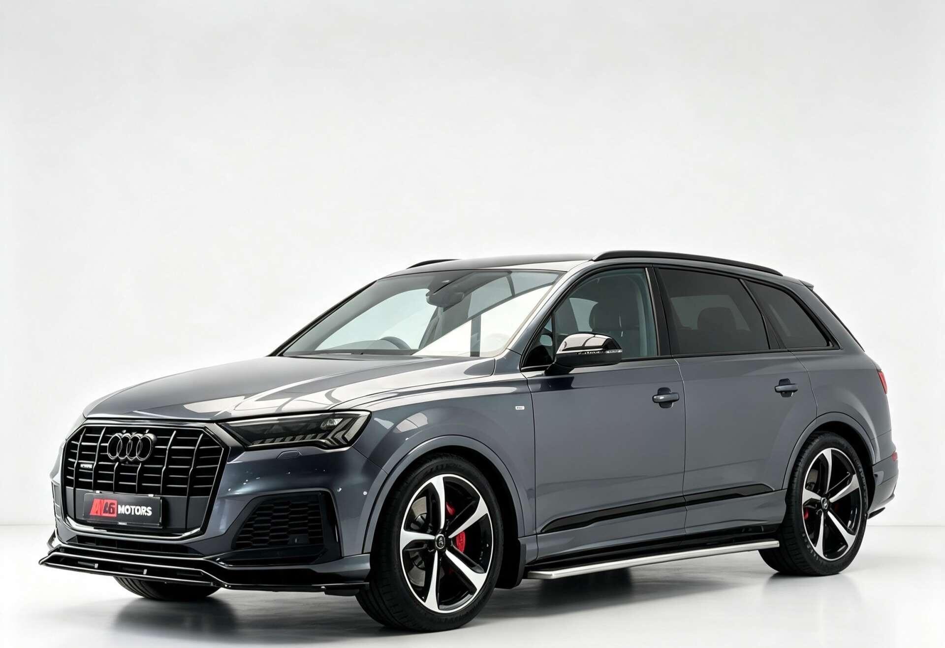Audi Q7 view 7