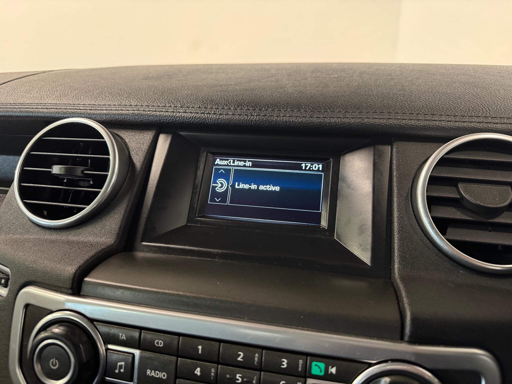 Land Rover Discovery view 21