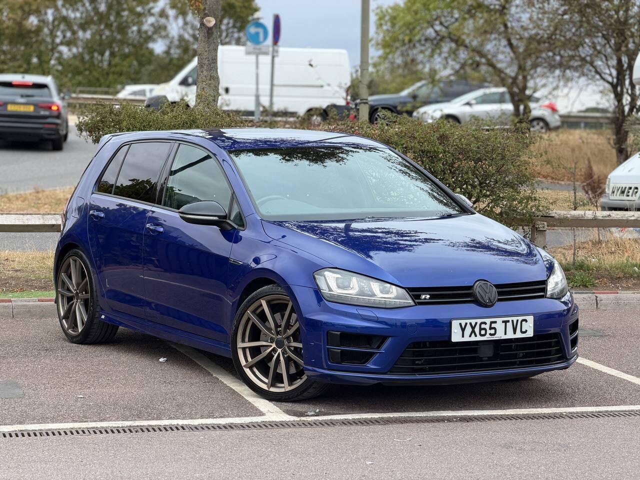 Volkswagen Golf view 47