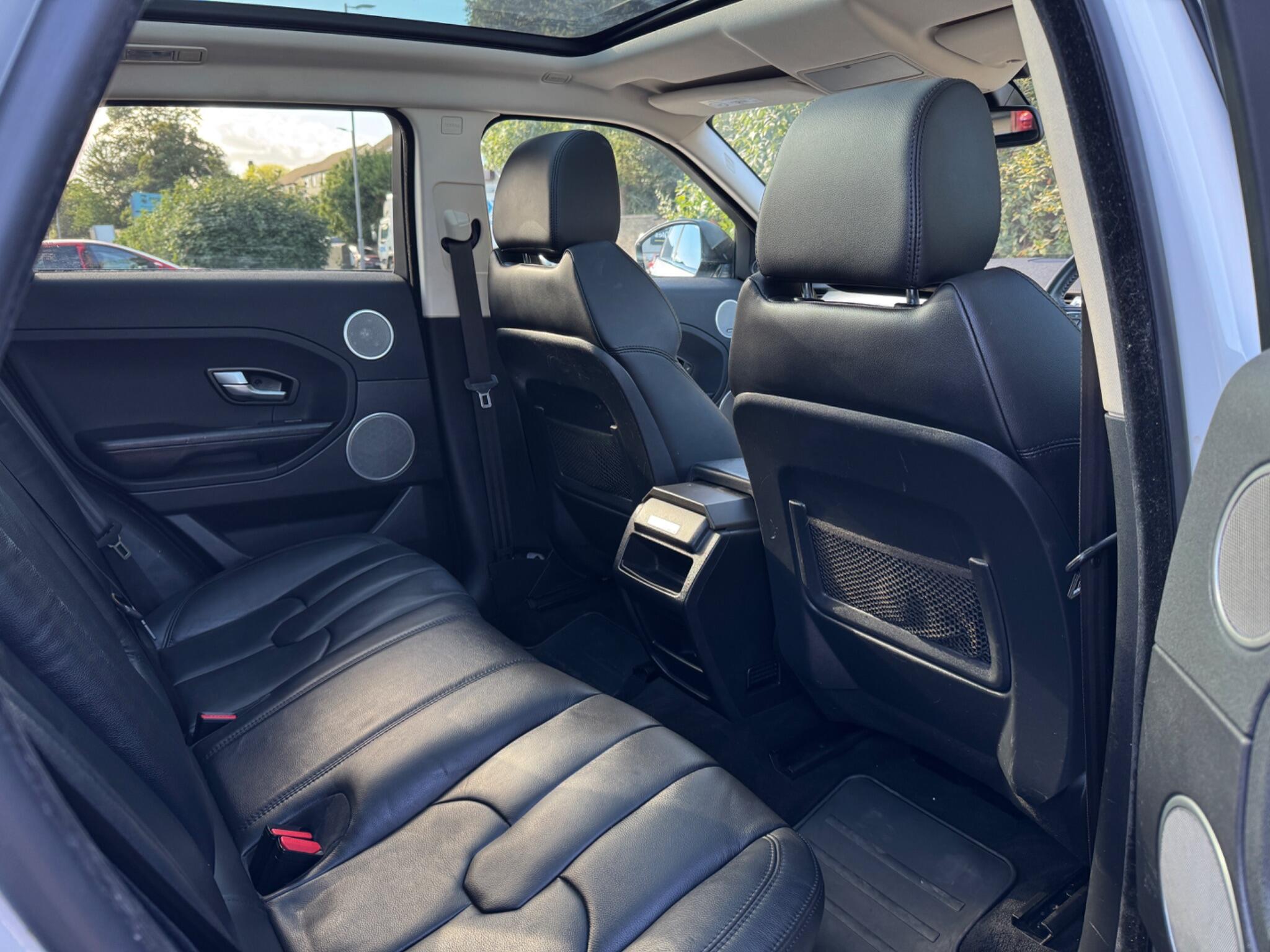Land Rover Range Rover Evoque view 20