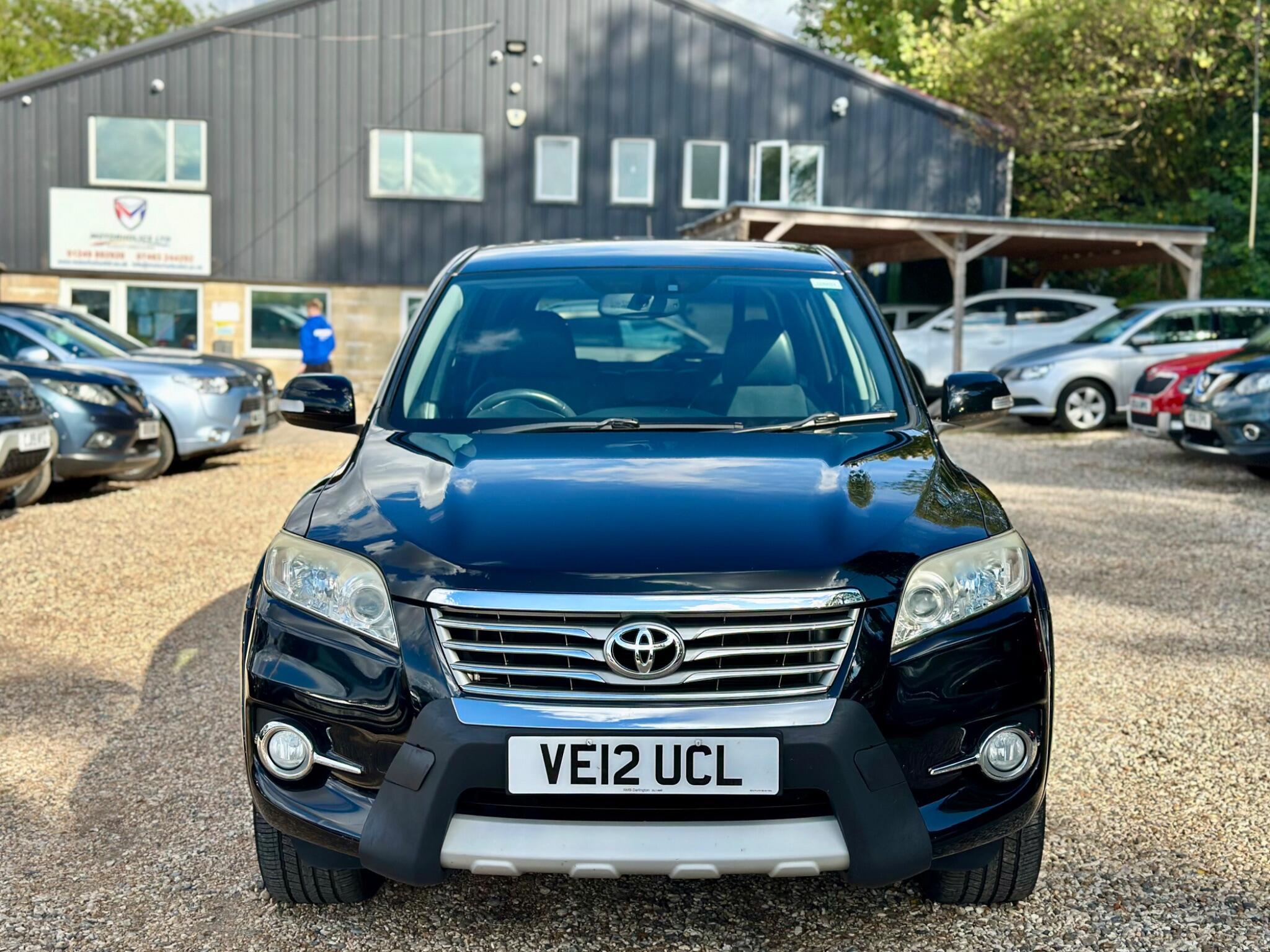 Toyota Rav4 view 5
