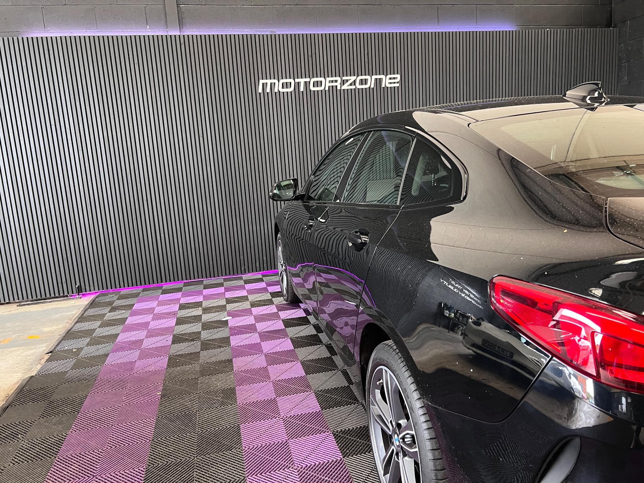 BMW 2 Series view 46