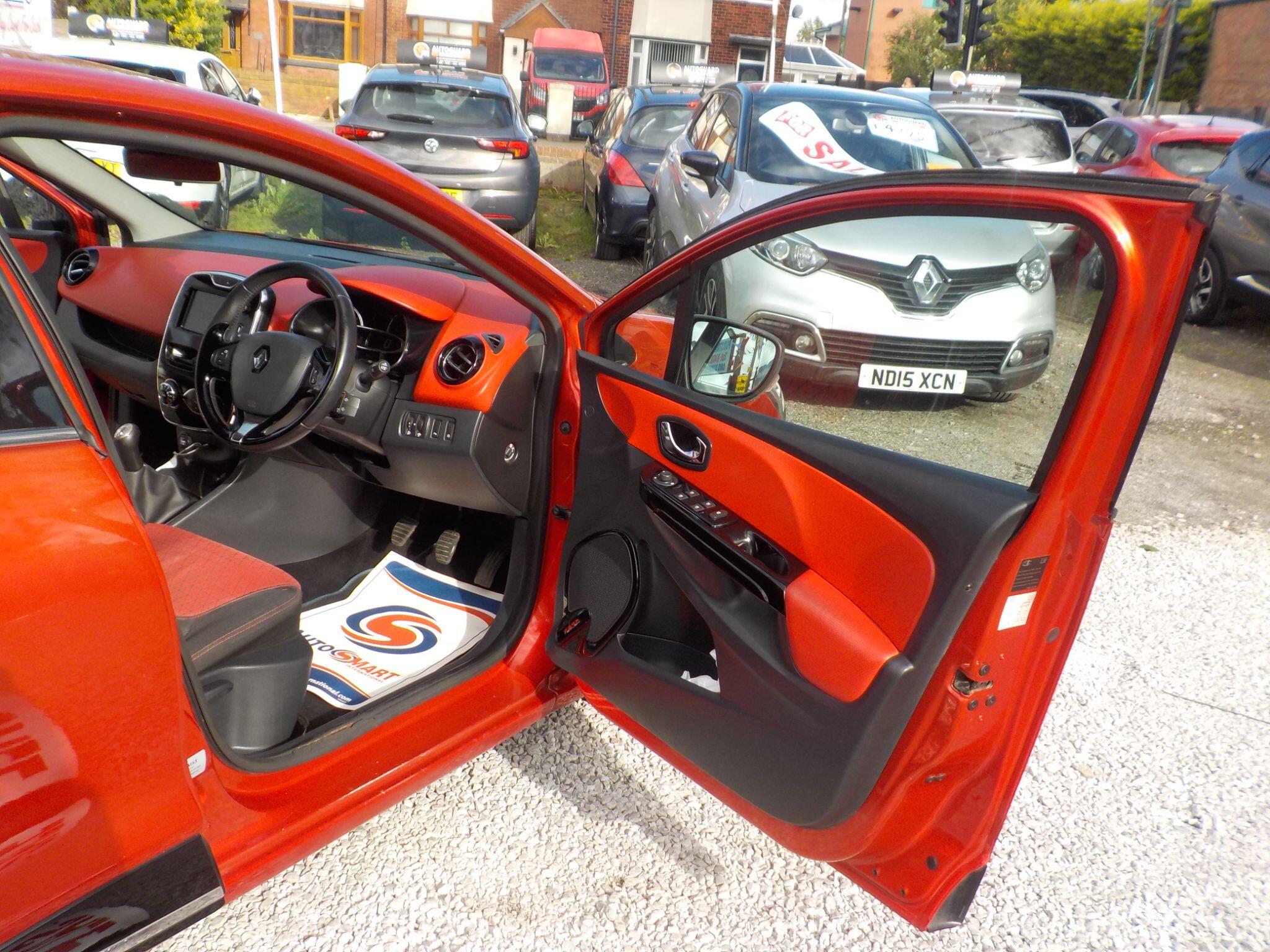 Renault Clio 1.5 dCi Dynamique S MediaNav Euro 5 (s/s) 5dr
