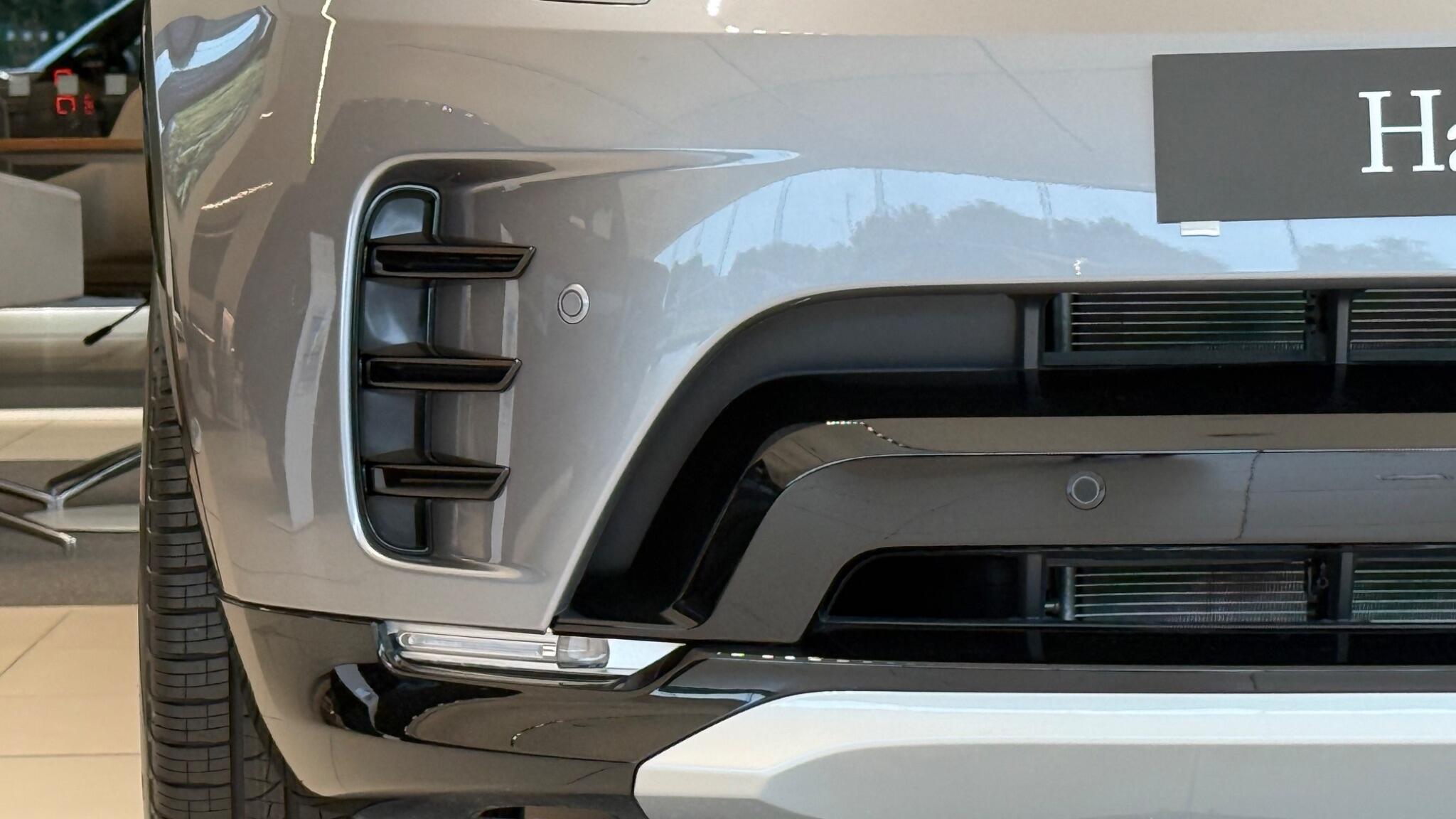 Land Rover Discovery view 37