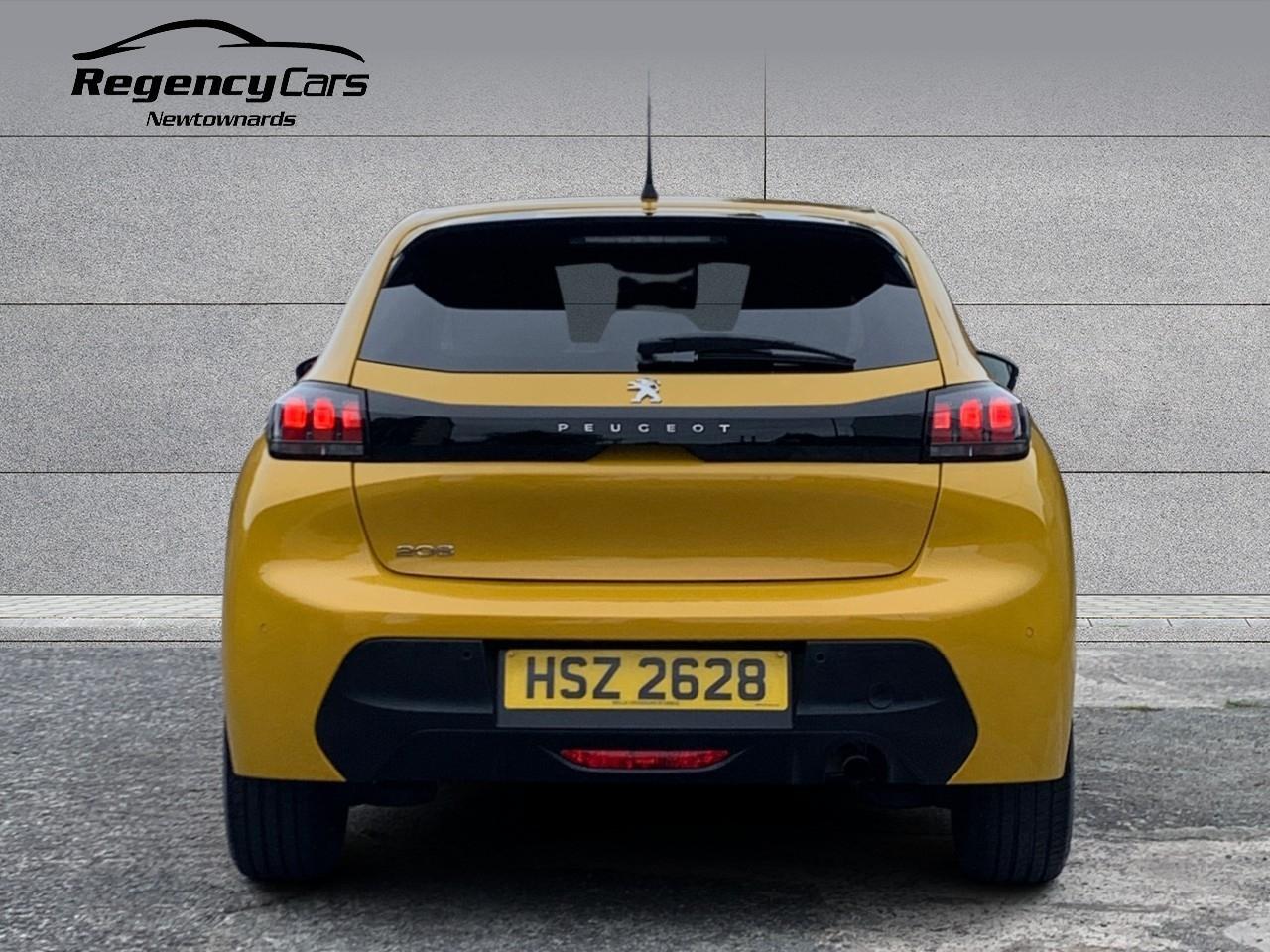 Peugeot 208 view 6