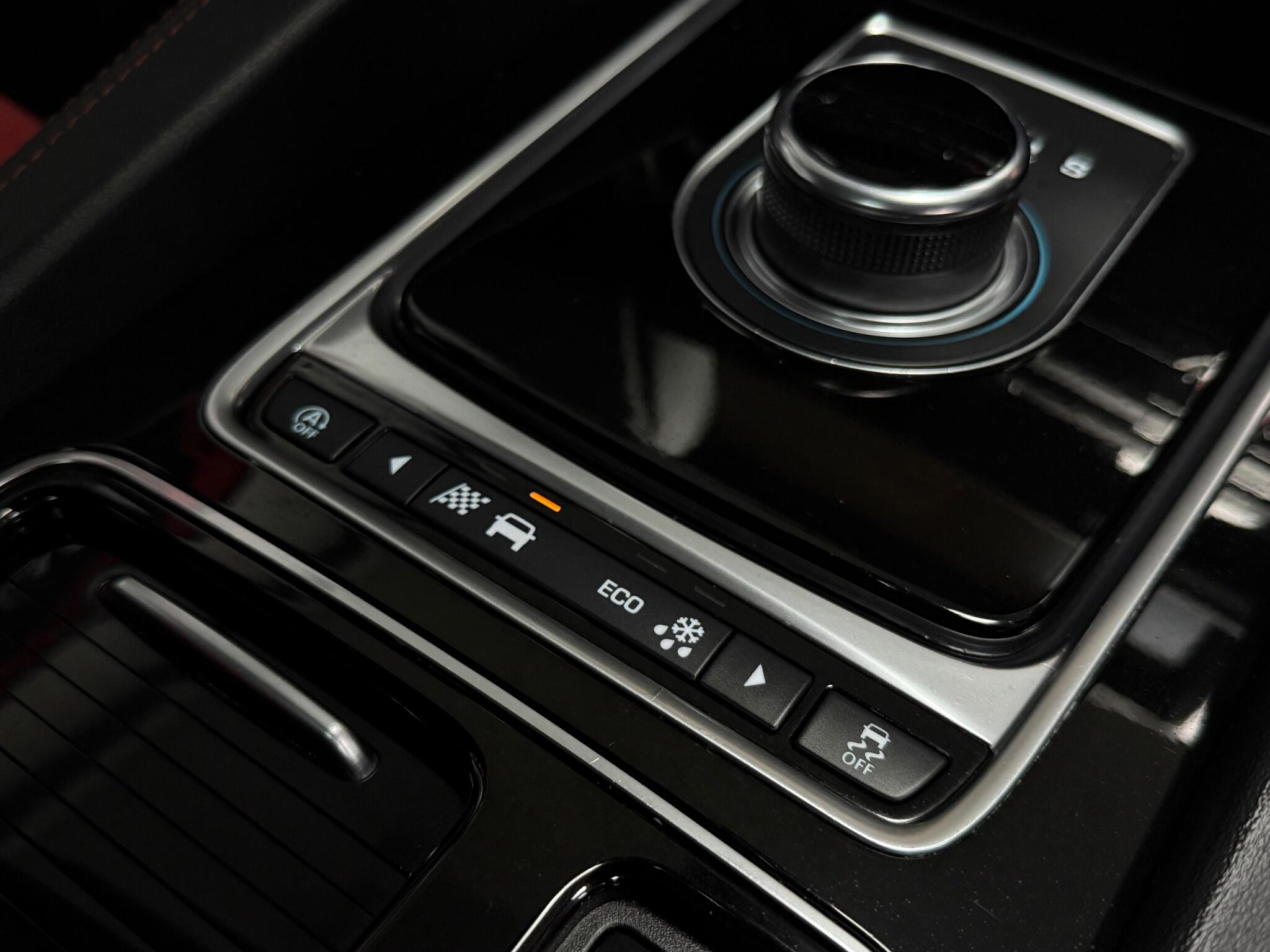 Jaguar F-Pace view 26