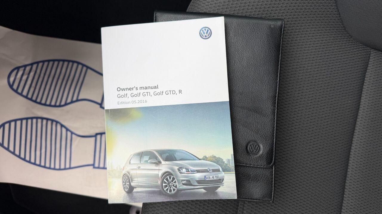 Volkswagen Golf view 42