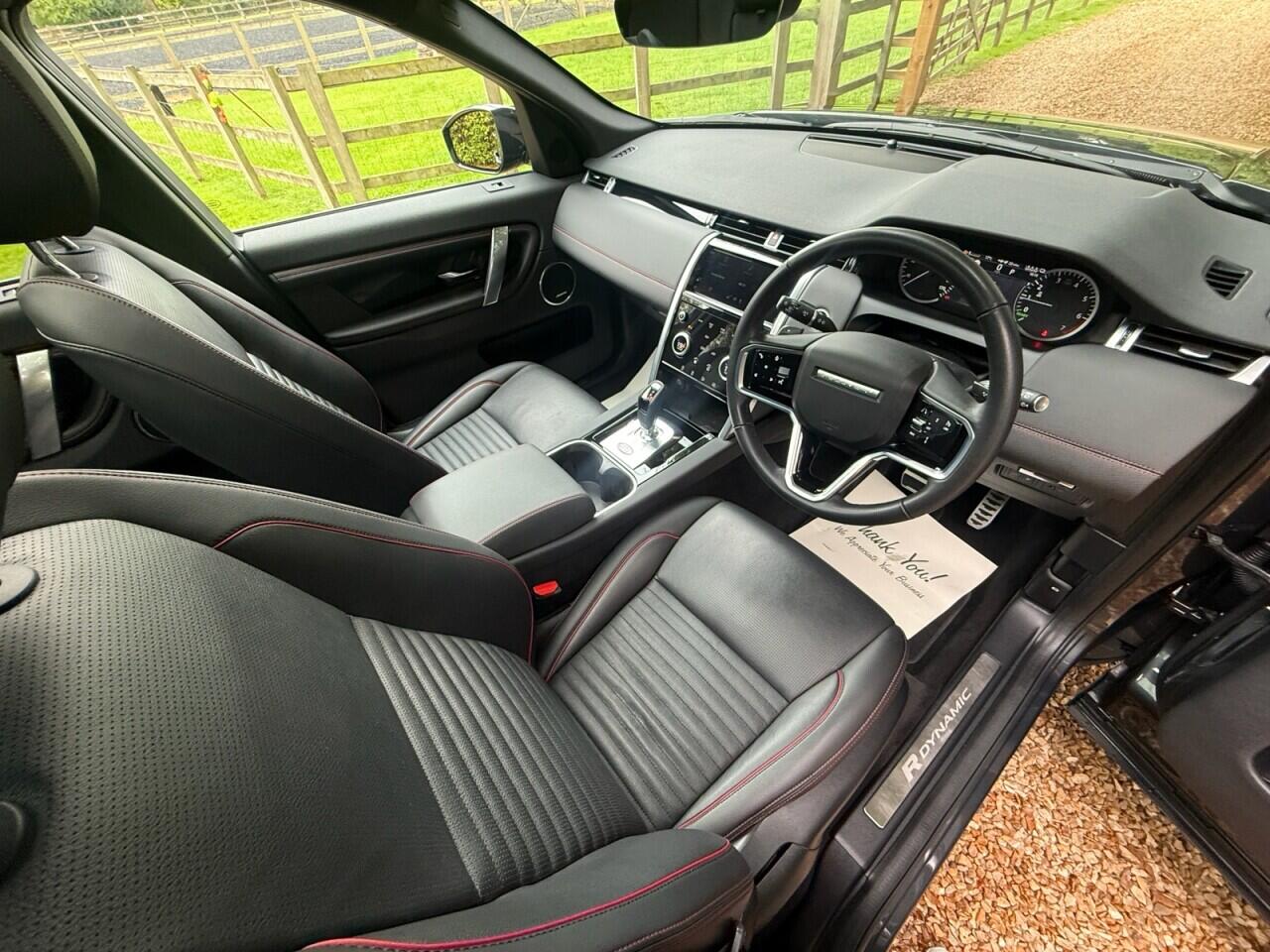 Land Rover Discovery Sport view 25