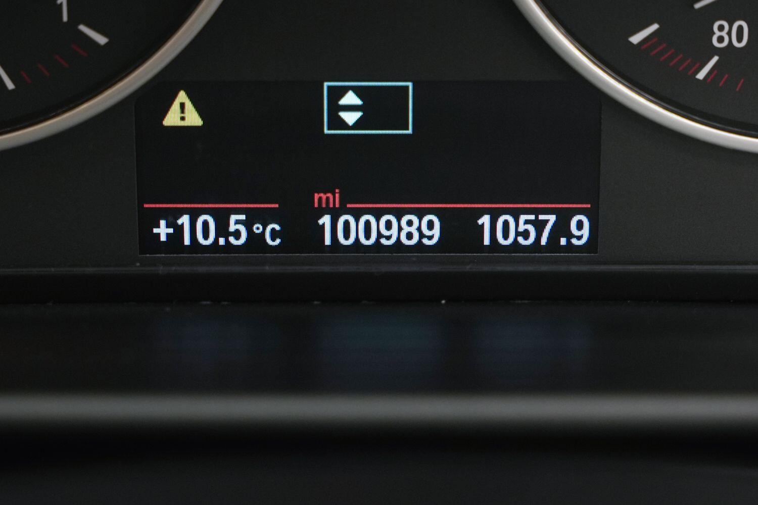 BMW 1 Series view 21