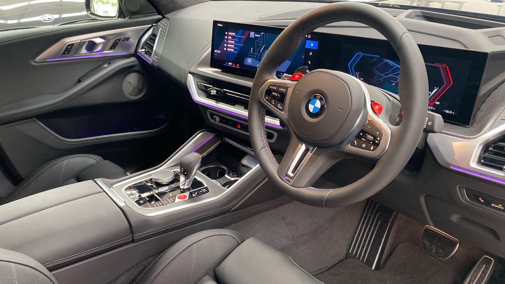 BMW XM view 48