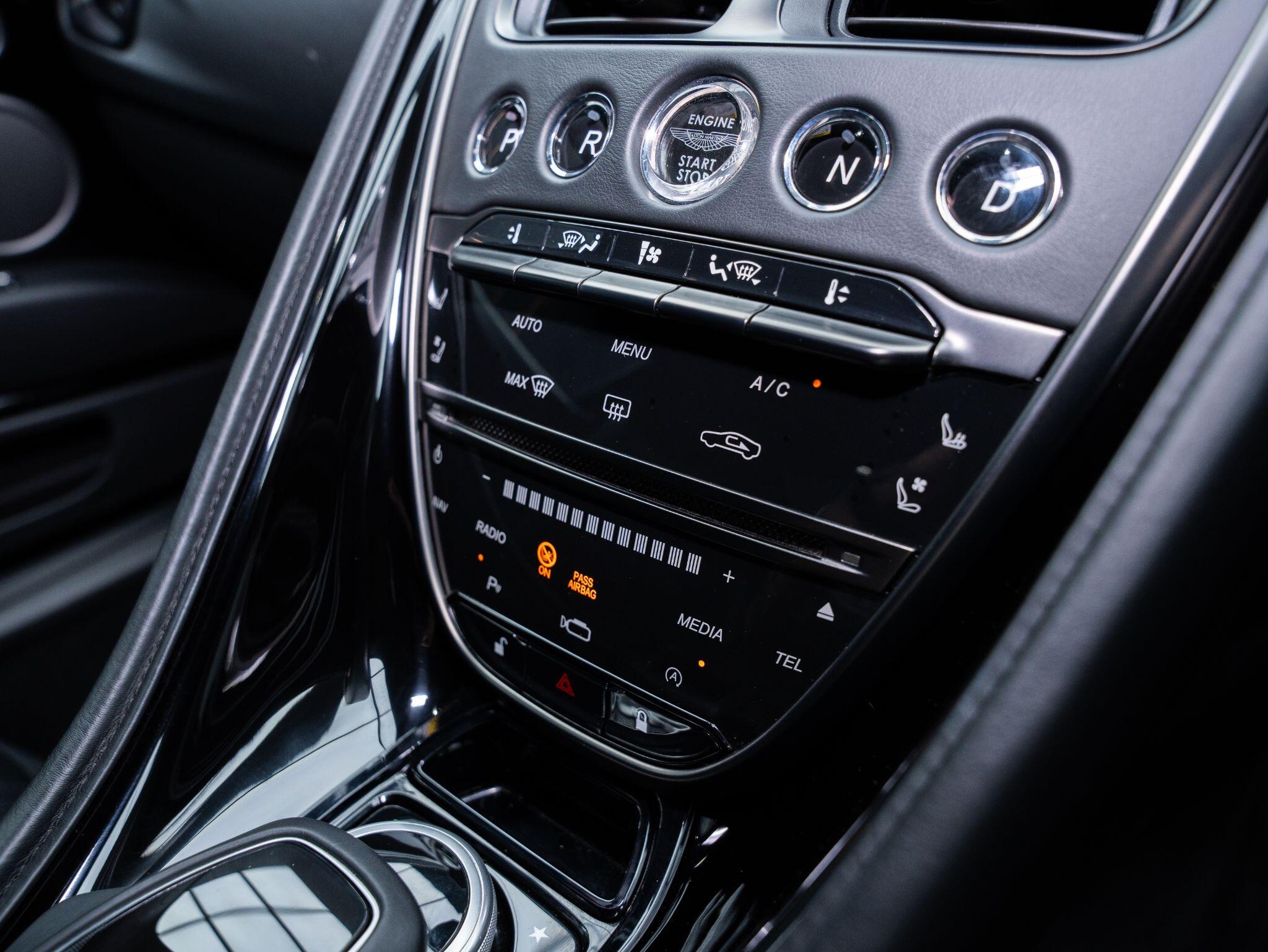 Aston Martin DB11 view 10