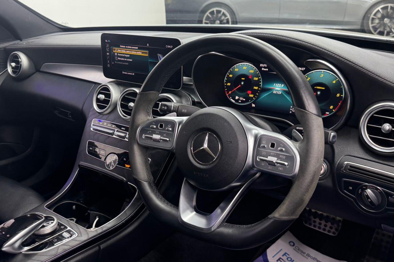 Mercedes-Benz C-Class view 3