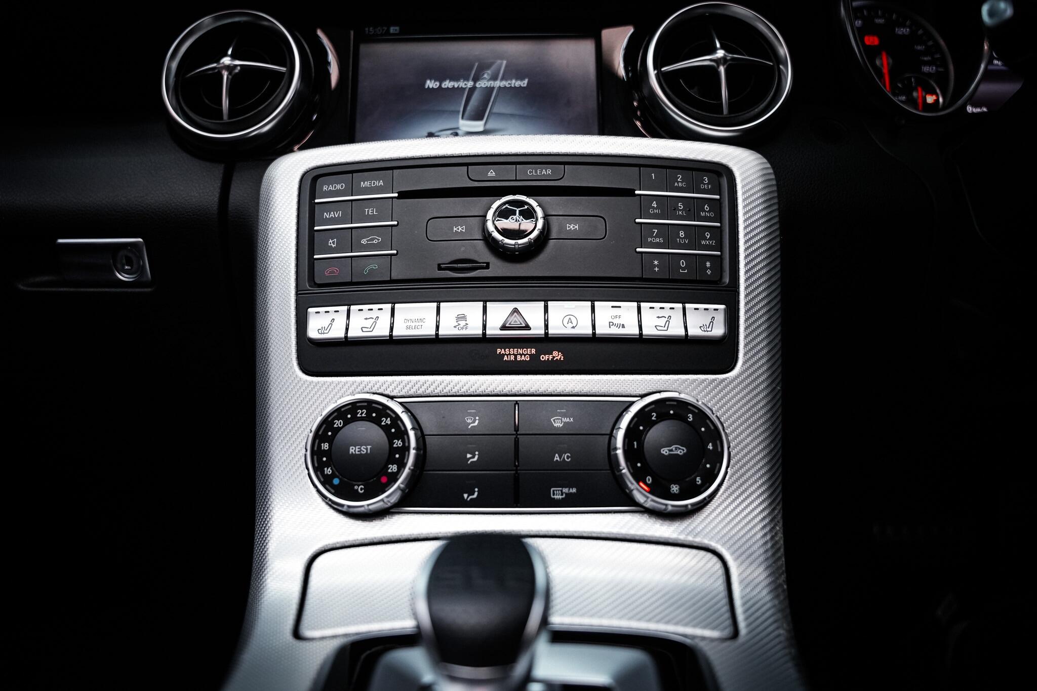 Mercedes-Benz SLC view 6
