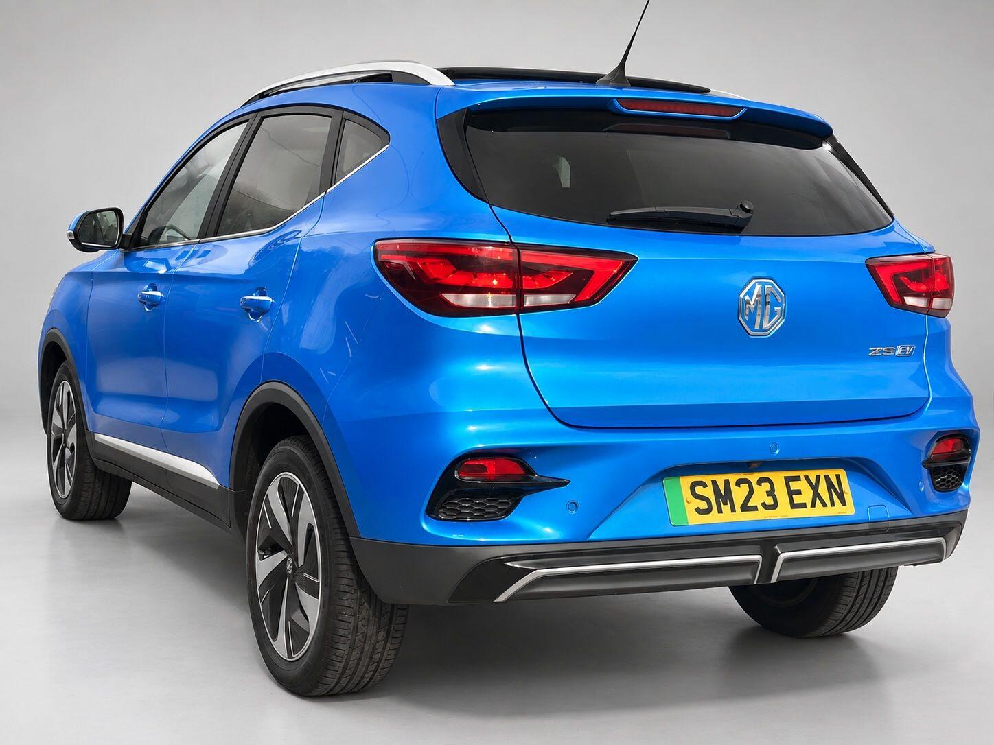 MG ZS view 9