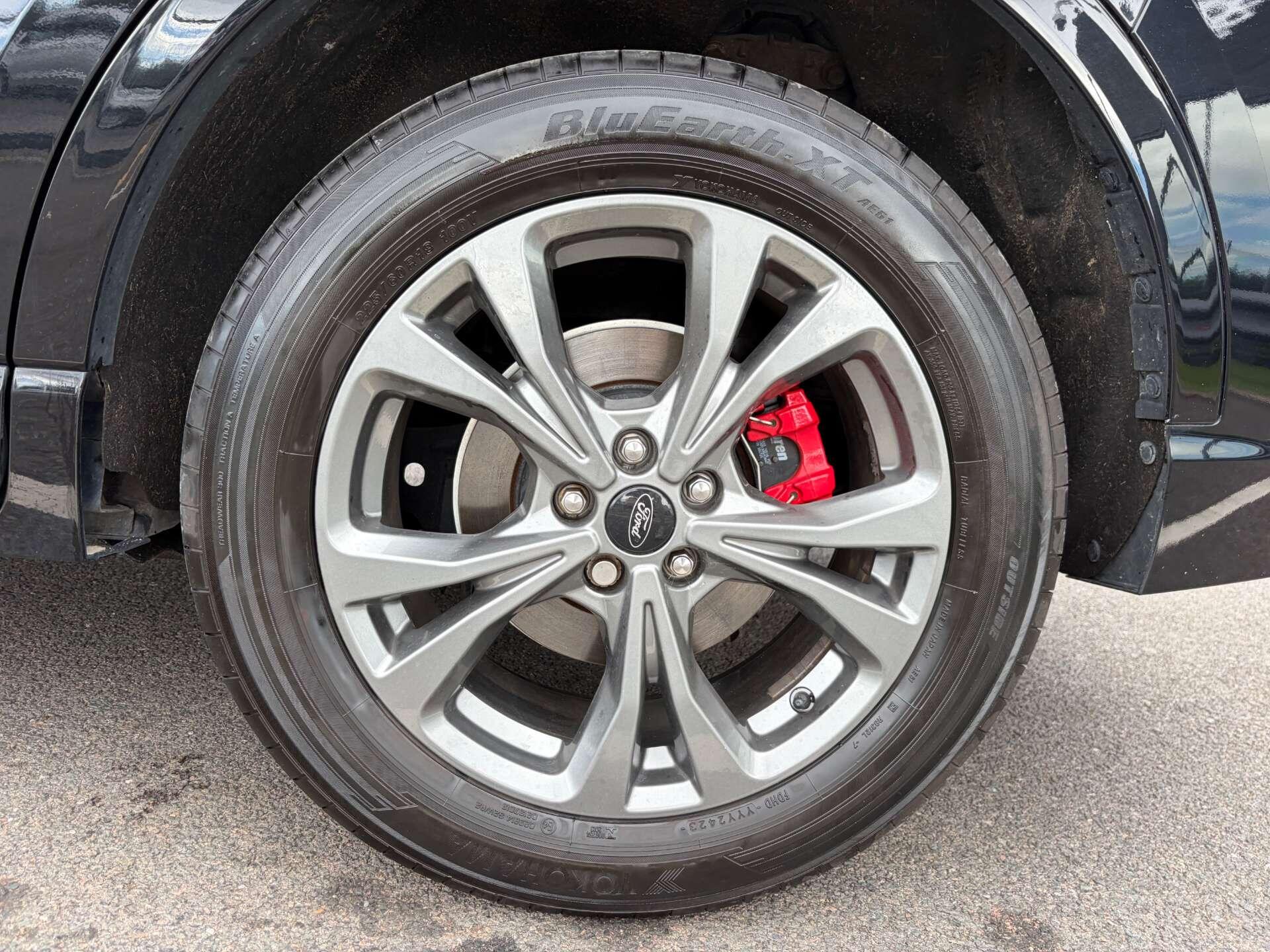 Ford Kuga view 12