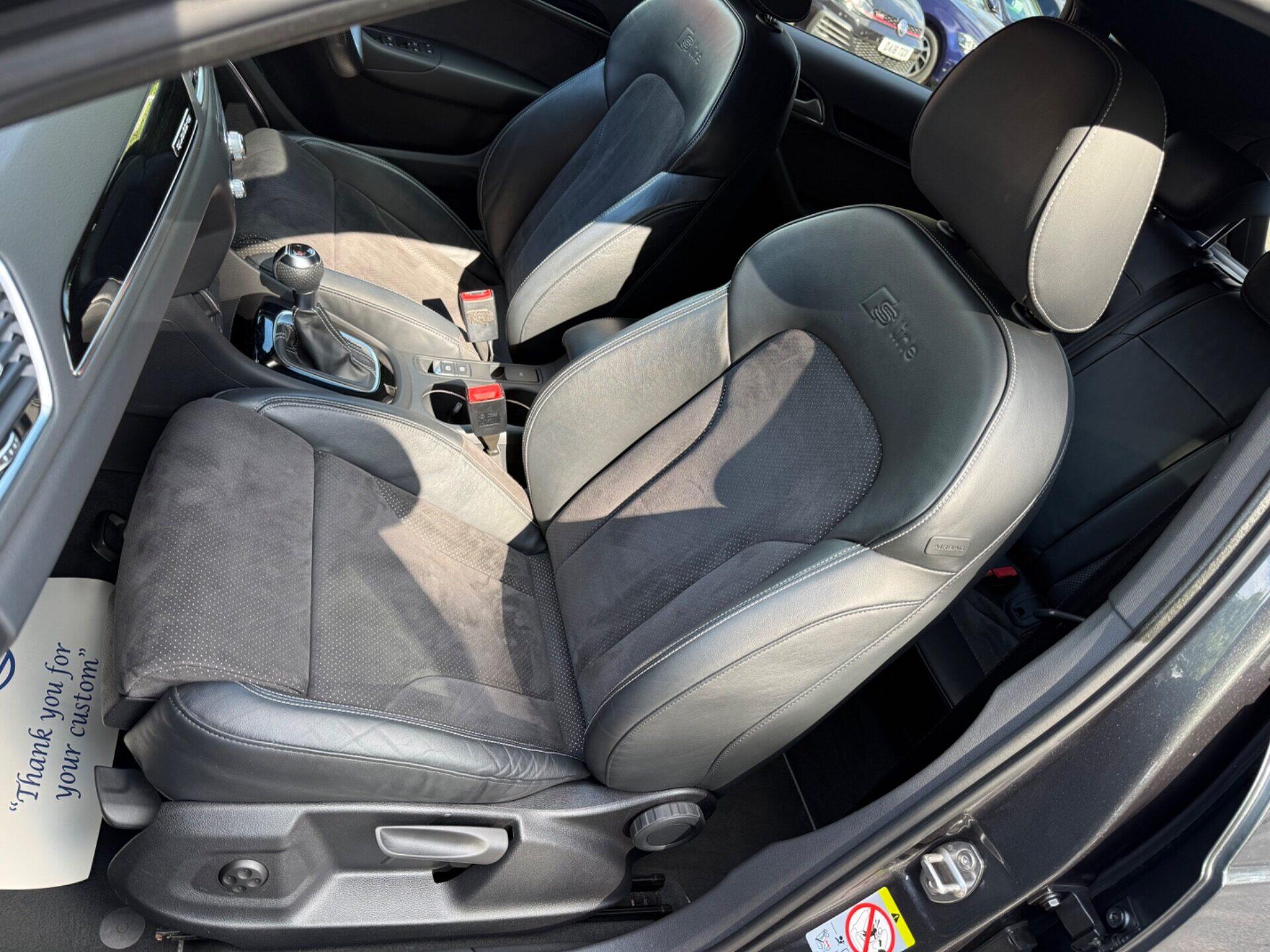 Audi Q3 view 20