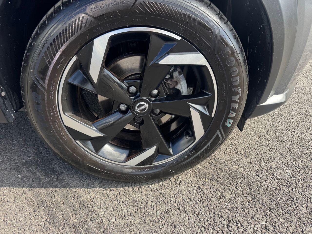 Nissan Juke view 25