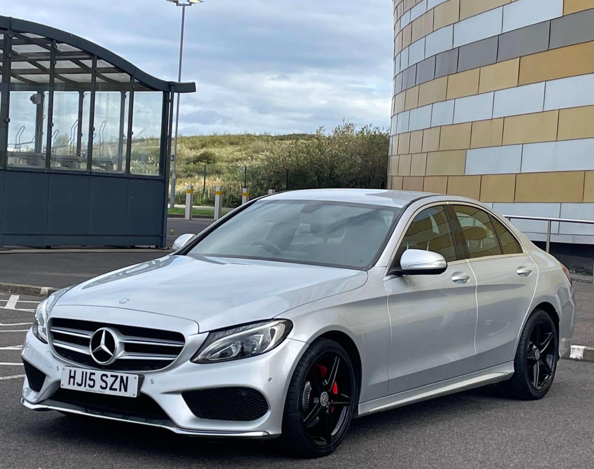 Mercedes-Benz C-Class view 16