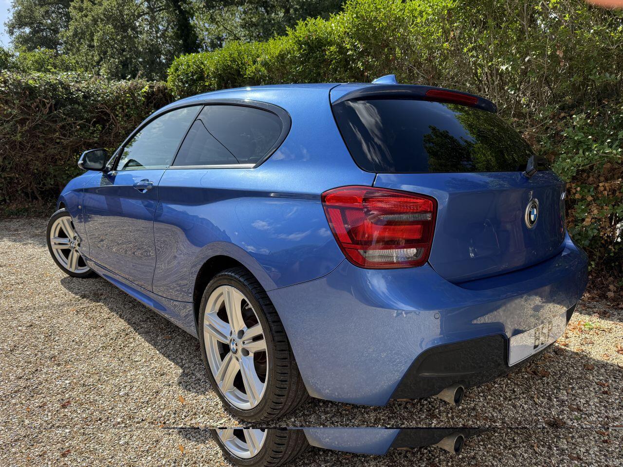 BMW 1 Series view 5