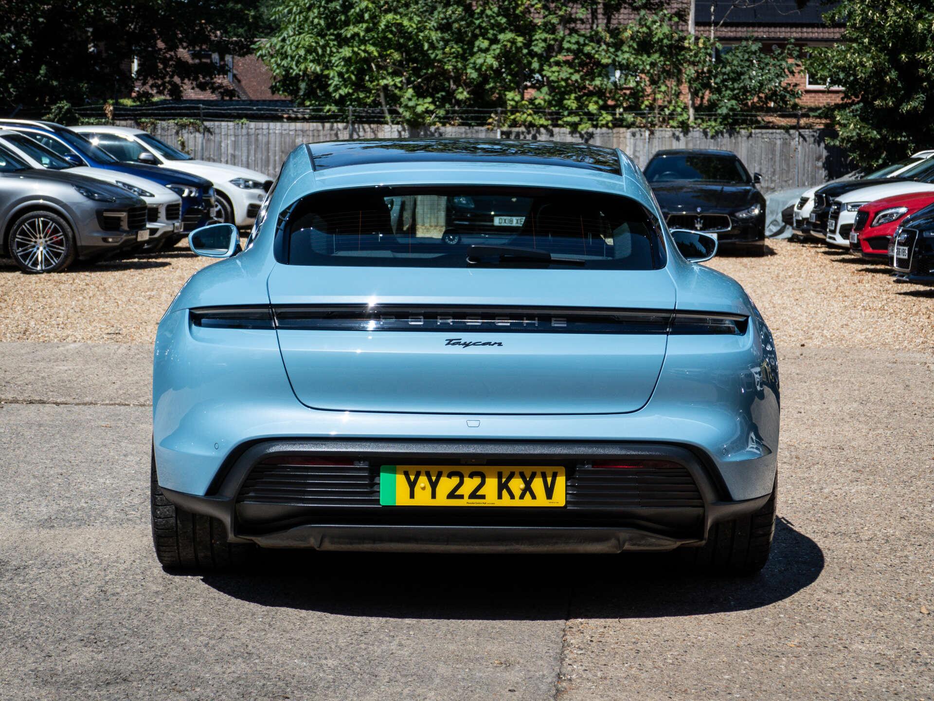 Porsche Taycan view 17
