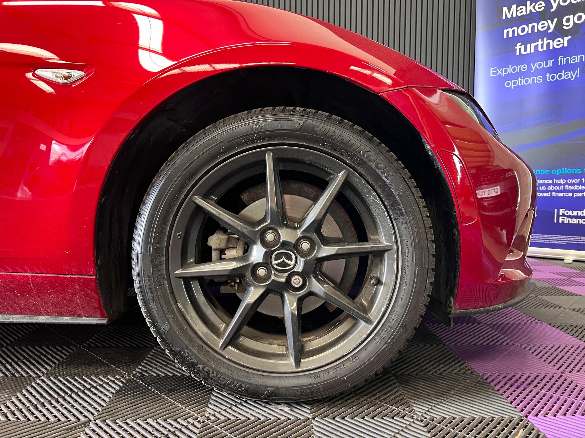 Mazda MX-5 view 9