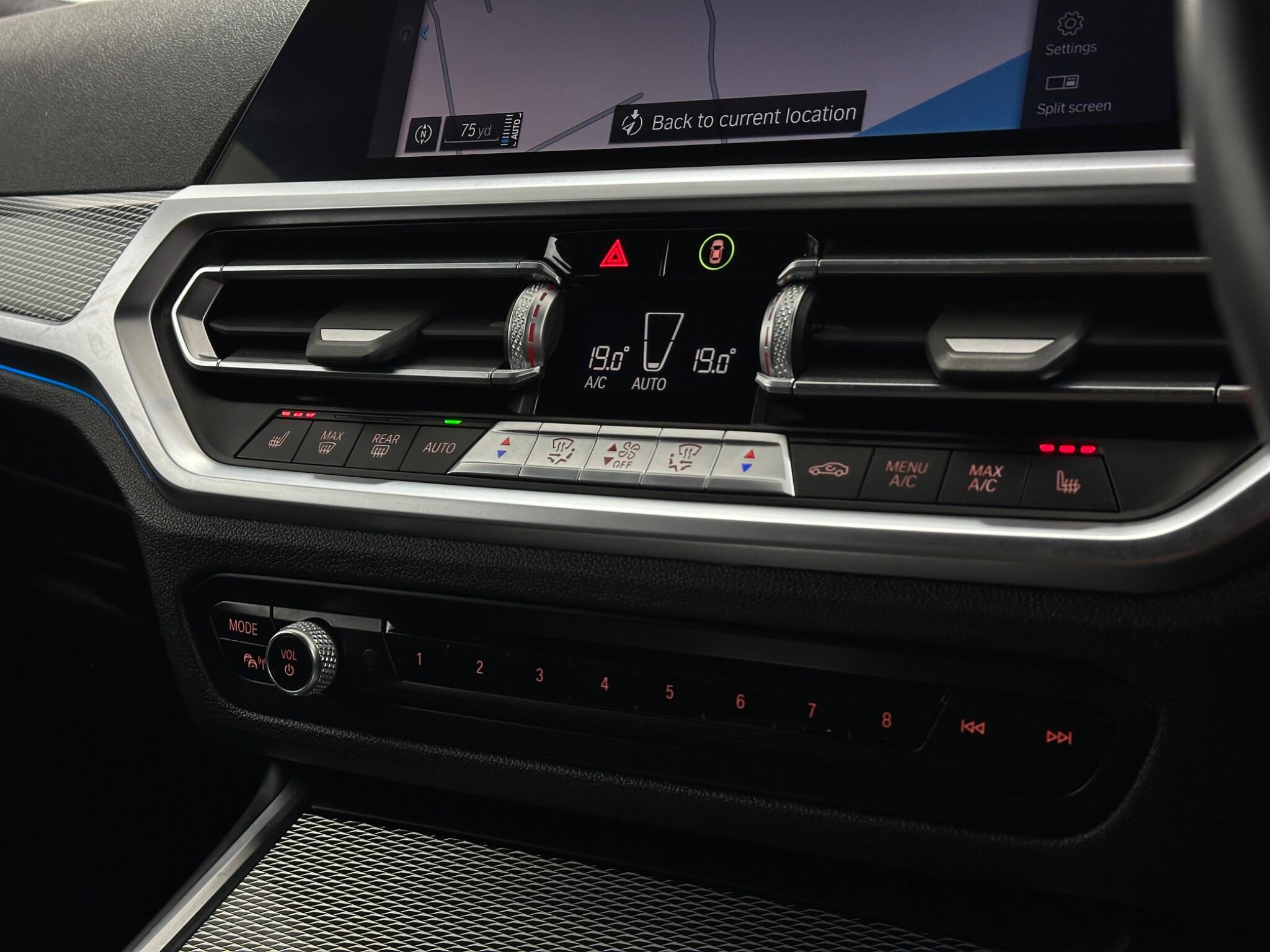 BMW 3 Series view 22
