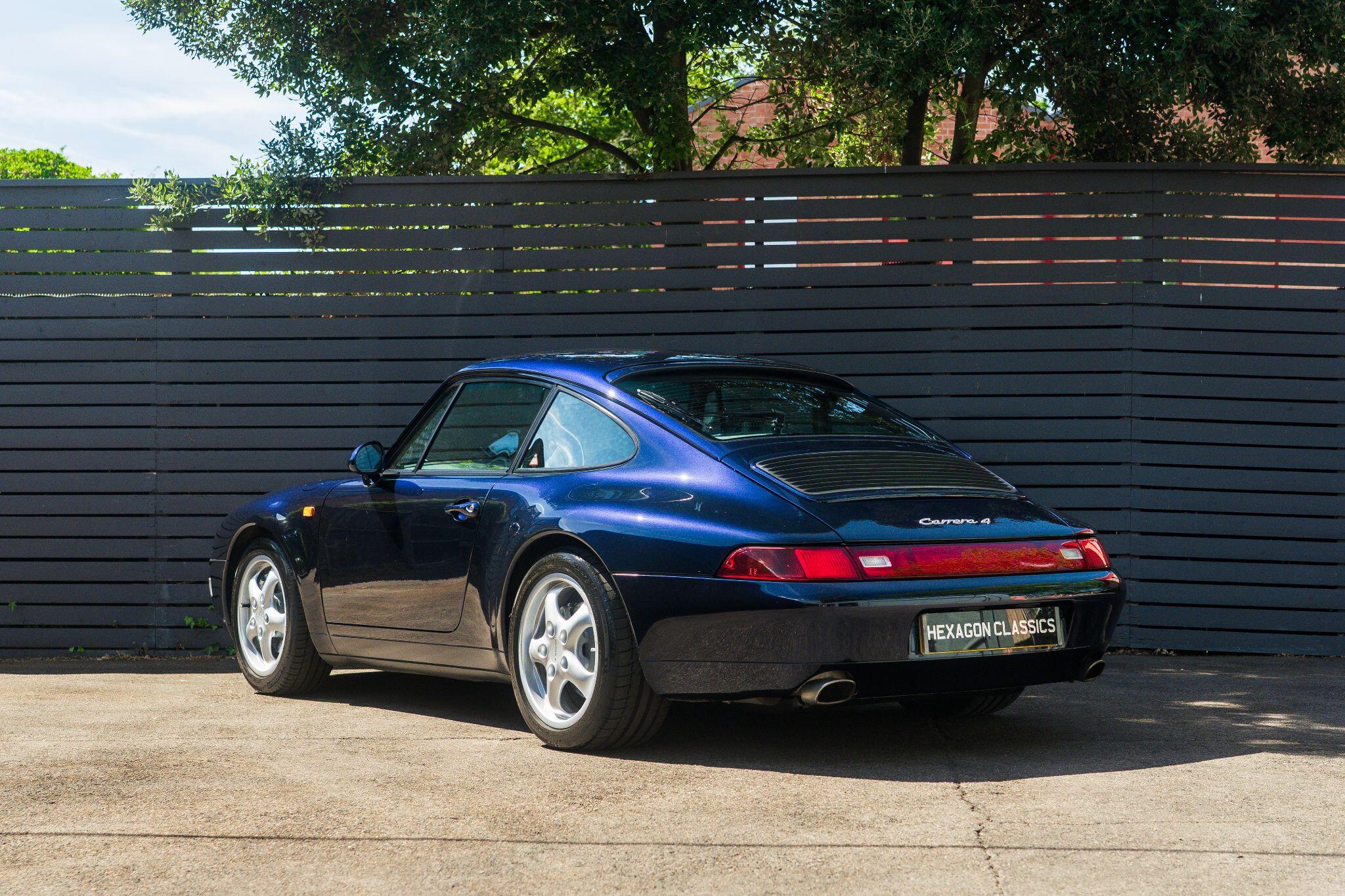 Porsche 911 view 2