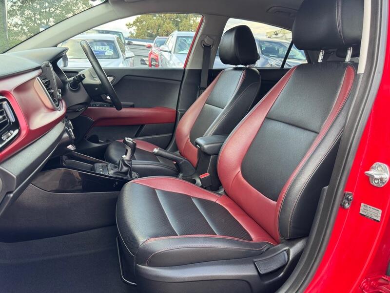 Kia Rio view 17