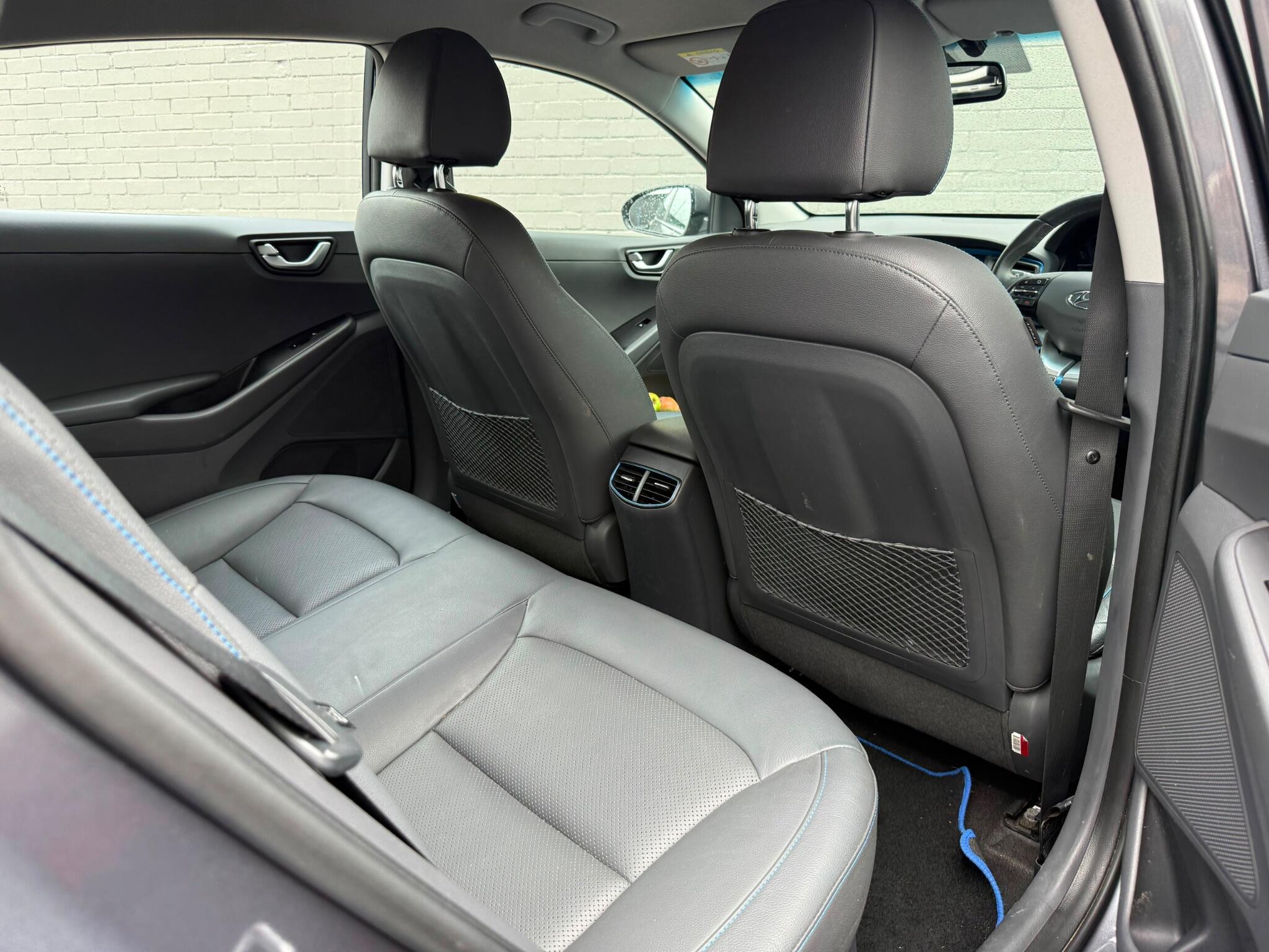 Hyundai Ioniq view 9