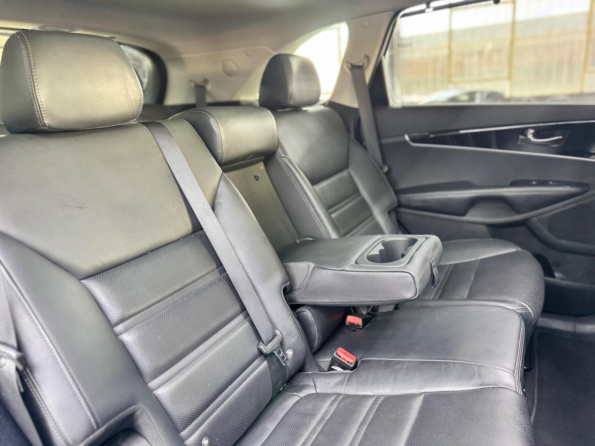 Kia Sorento view 28