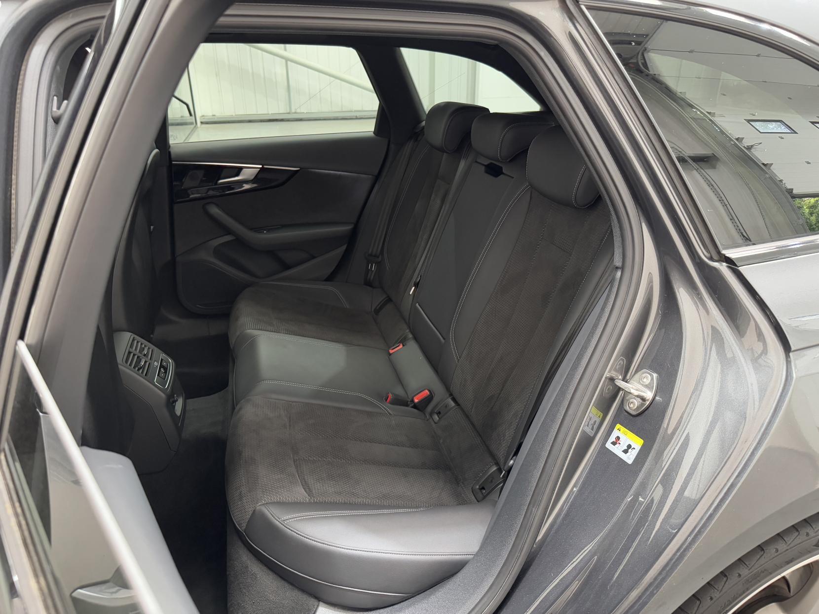 Audi A4 Avant view 46