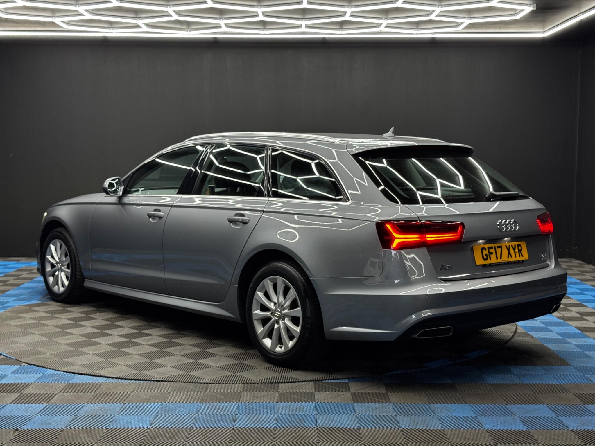 Audi A6 view 7