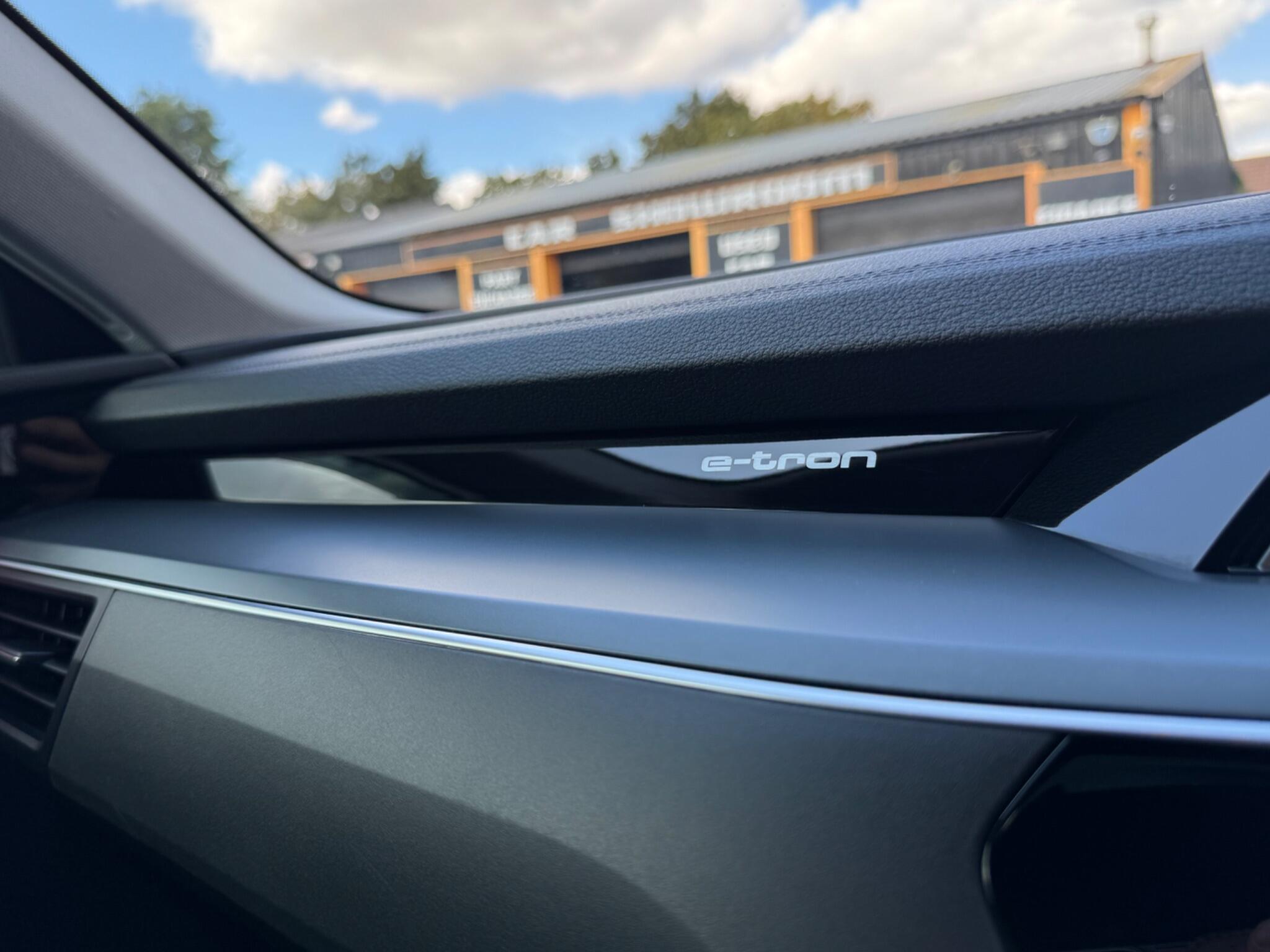 Audi E-Tron view 43