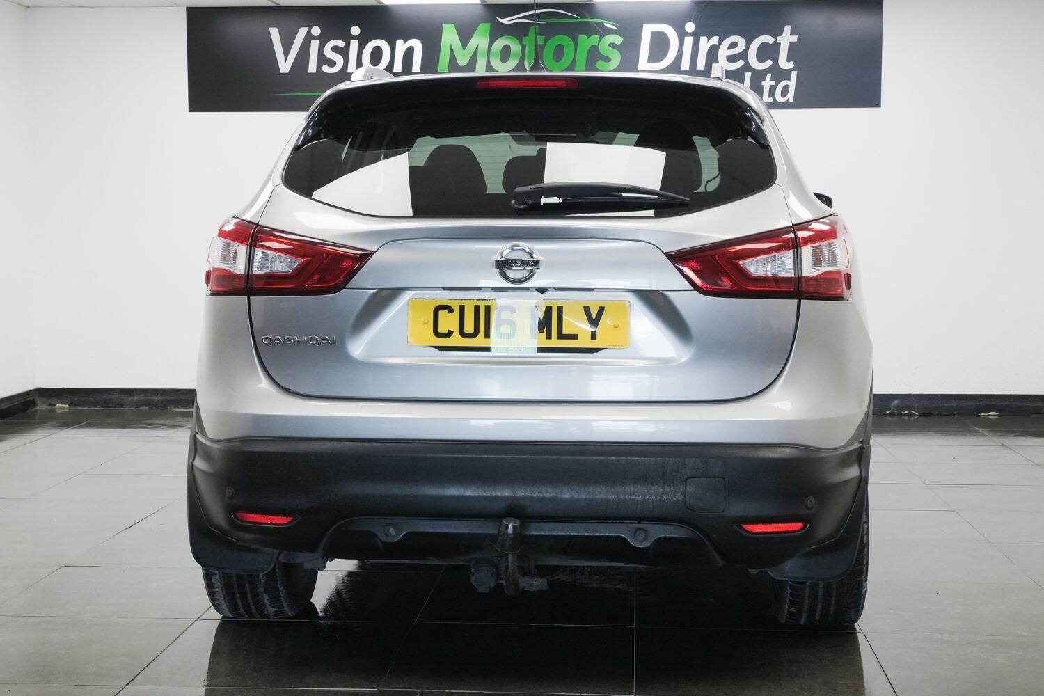 Nissan Qashqai view 2