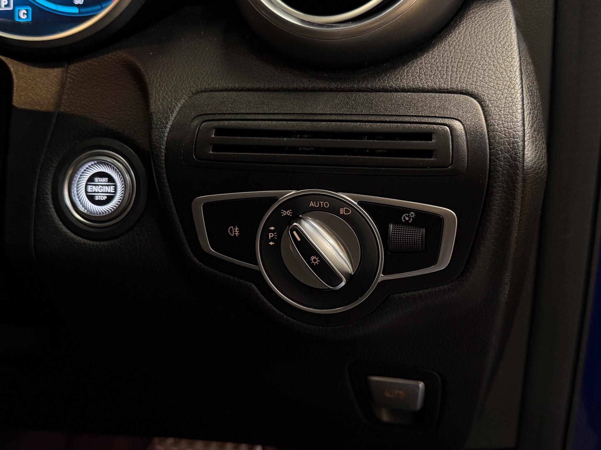Mercedes-Benz GLC view 42
