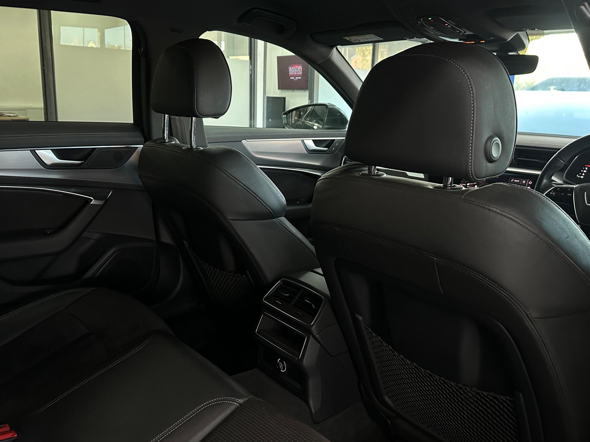 Audi A6 Avant view 32