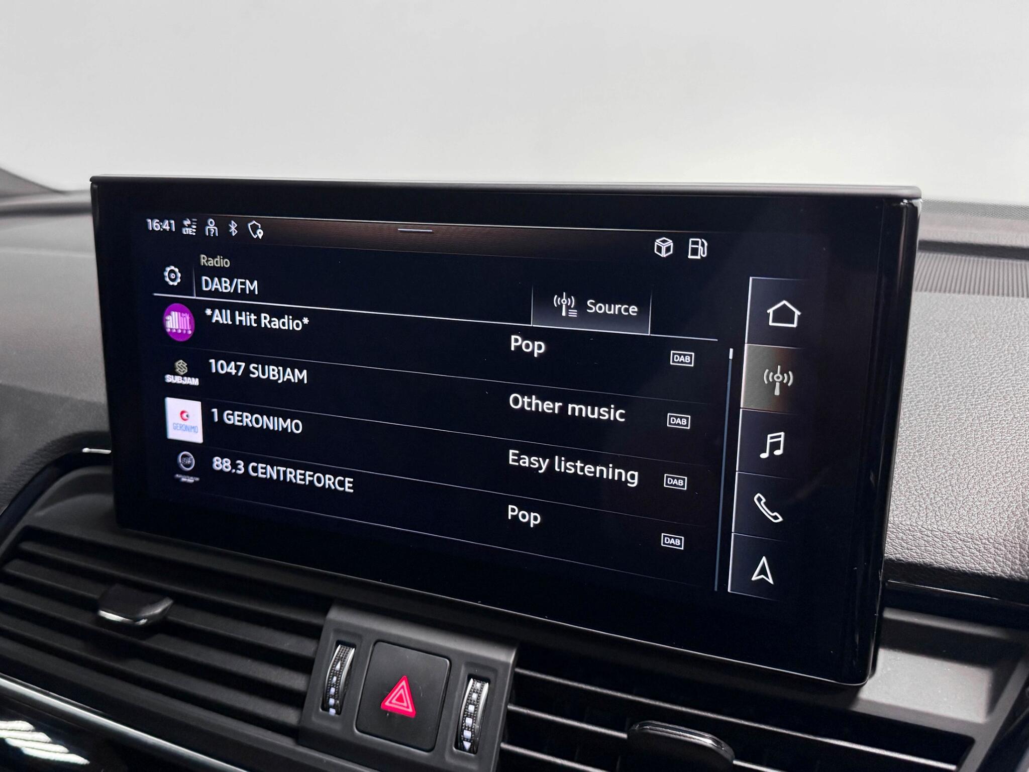 Audi Q5 view 40