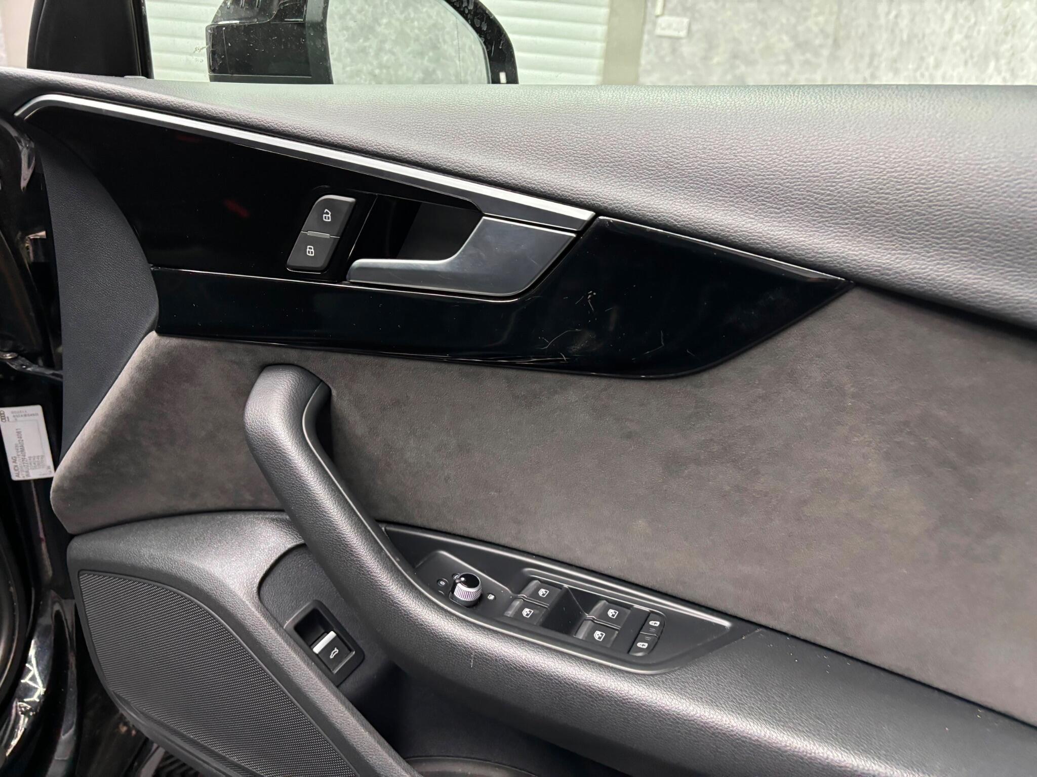 Audi A4 view 18