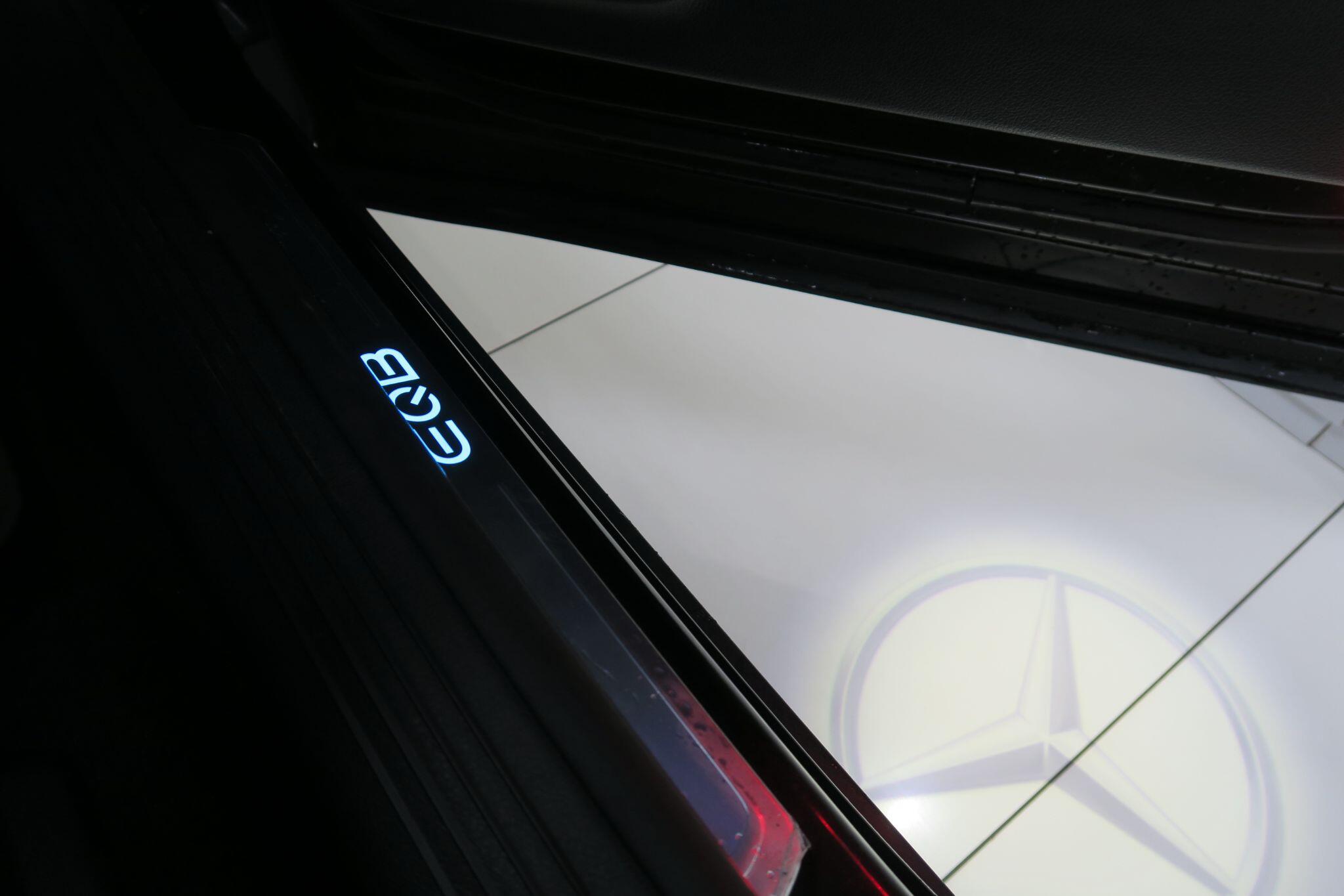 Mercedes-Benz EQB view 21