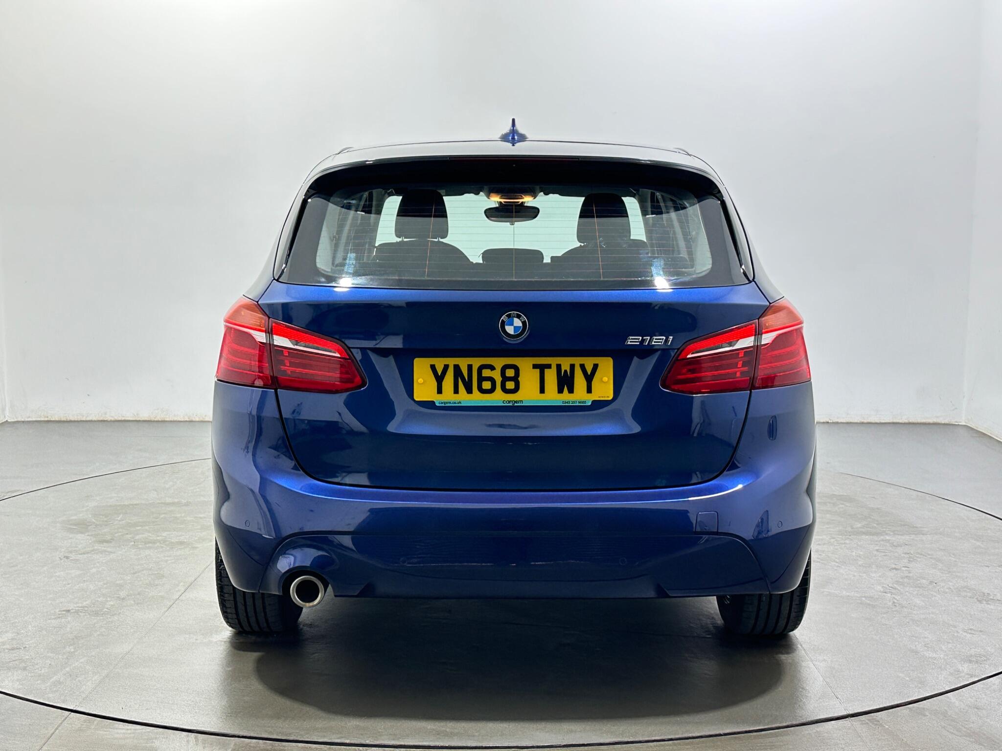 BMW 2 Series view 7