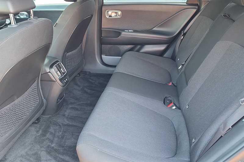 Hyundai Ioniq 6 view 25
