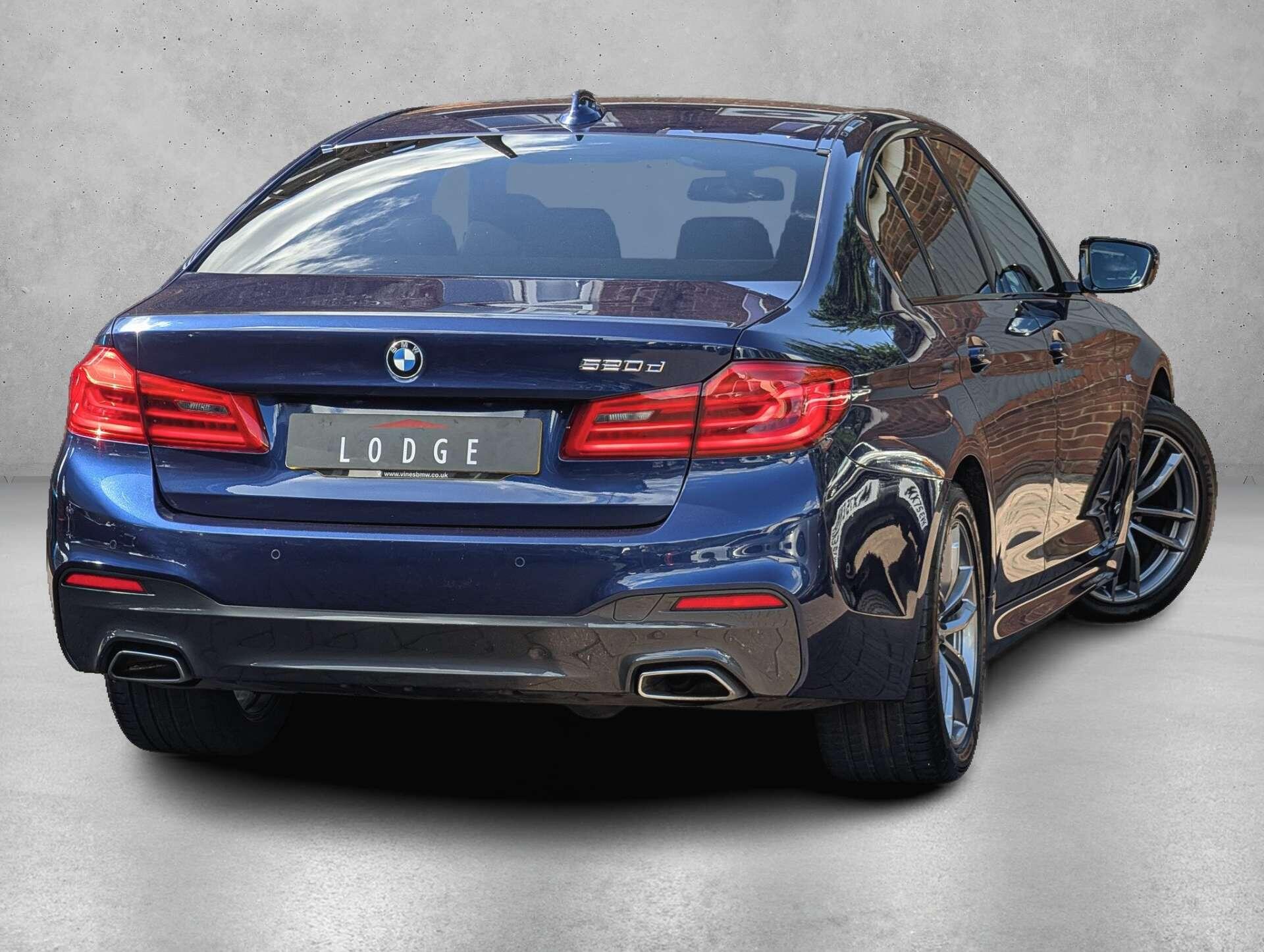 BMW 5 Series view 7