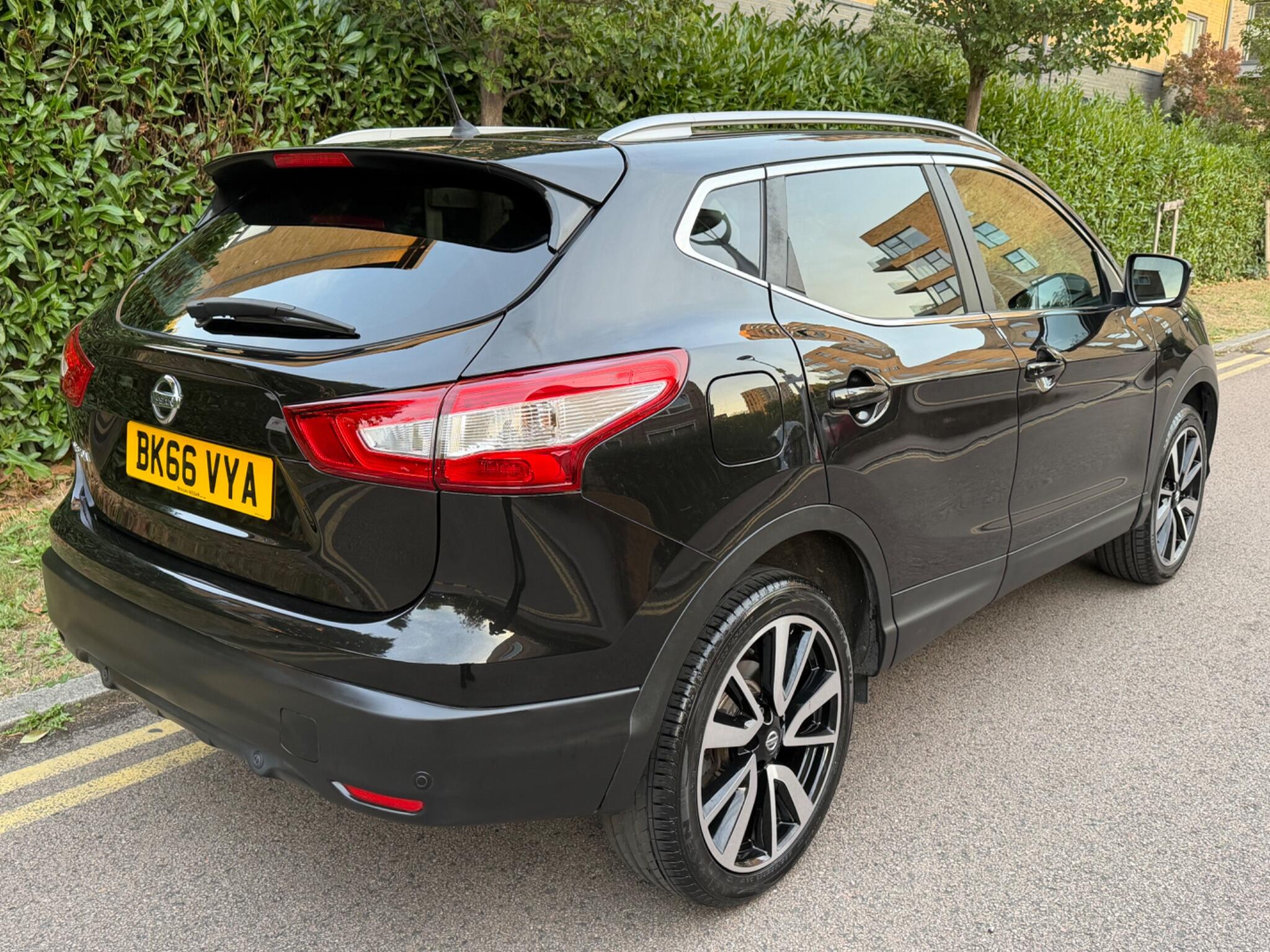 Nissan Qashqai view 12