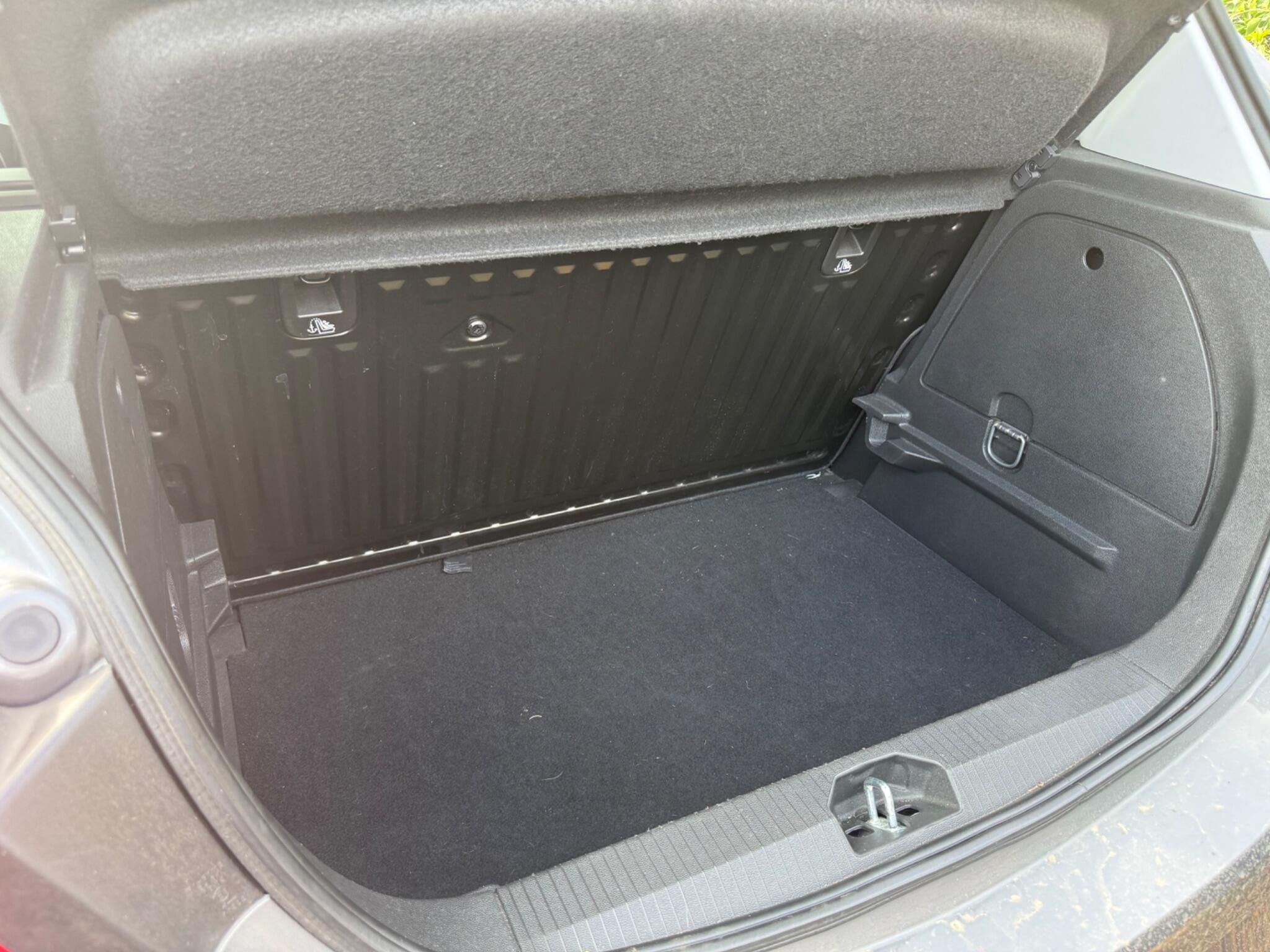 Vauxhall Corsa view 4