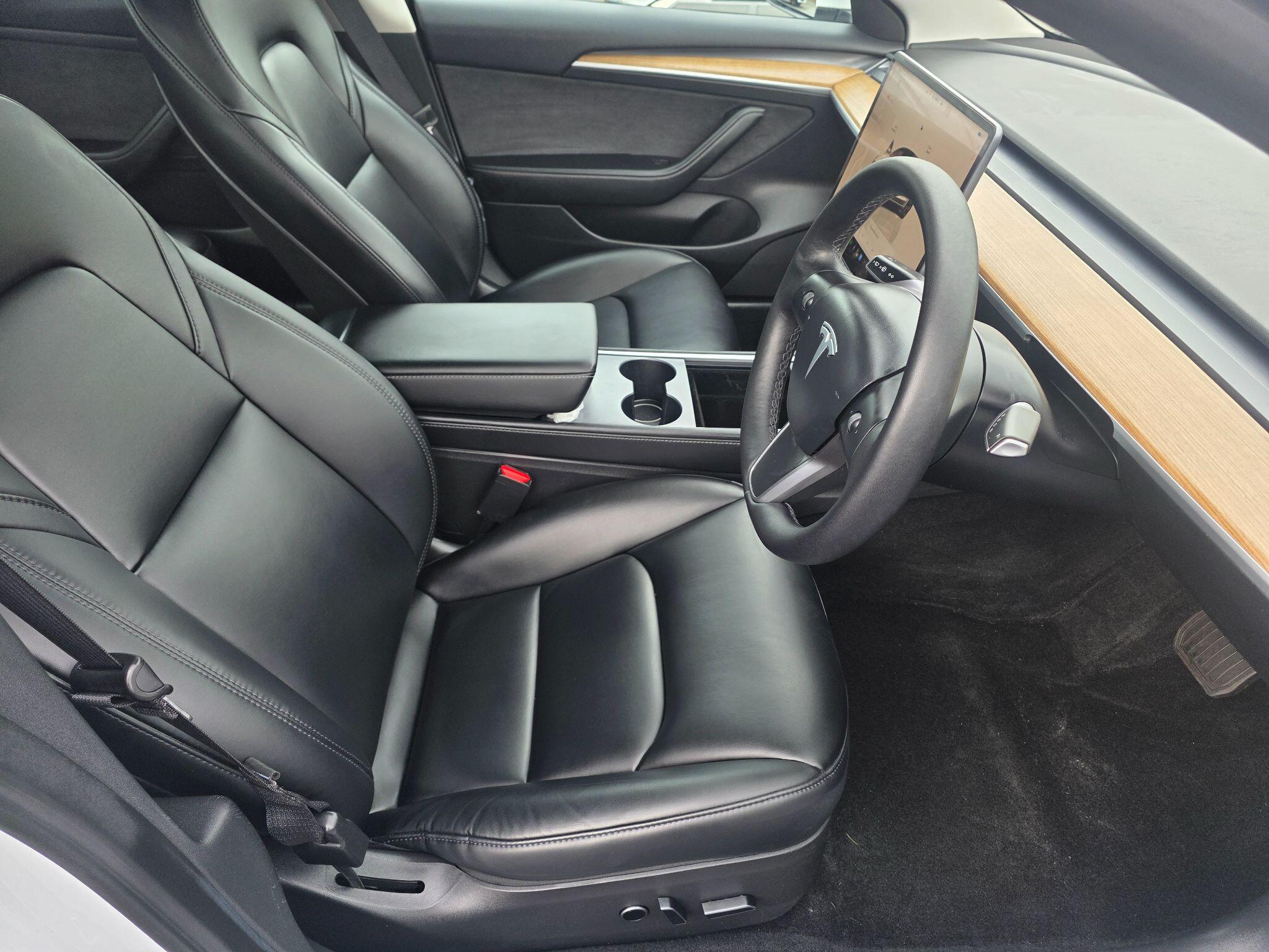 Tesla Model 3 view 9