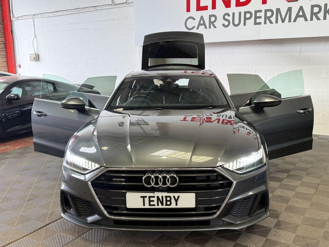 Audi A7 view 12